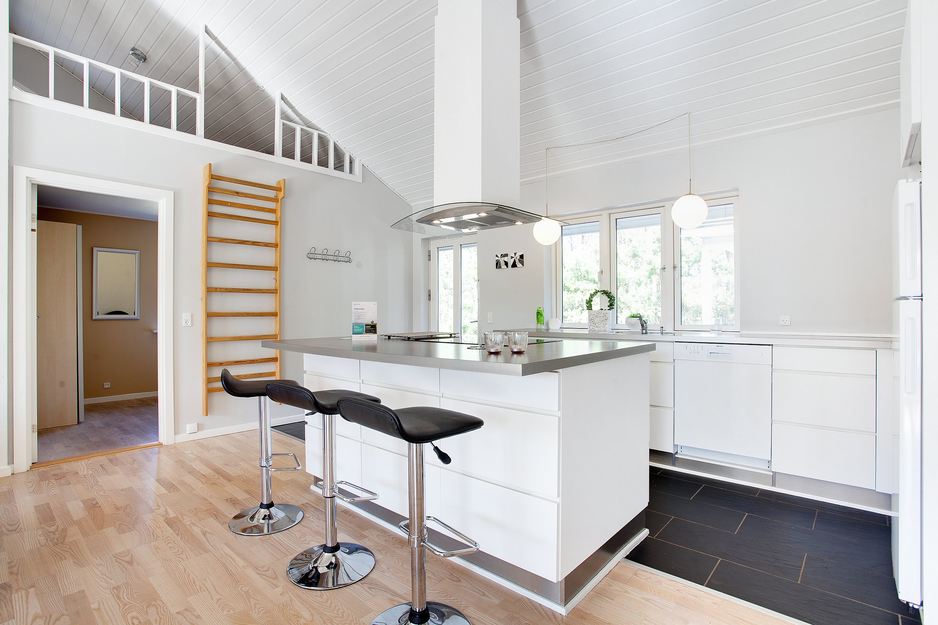 Fremhævet badeværelse billede i fuldskærmstilstand. Billede af Fuglekongevej 1, Østerby, 9940 Læsø