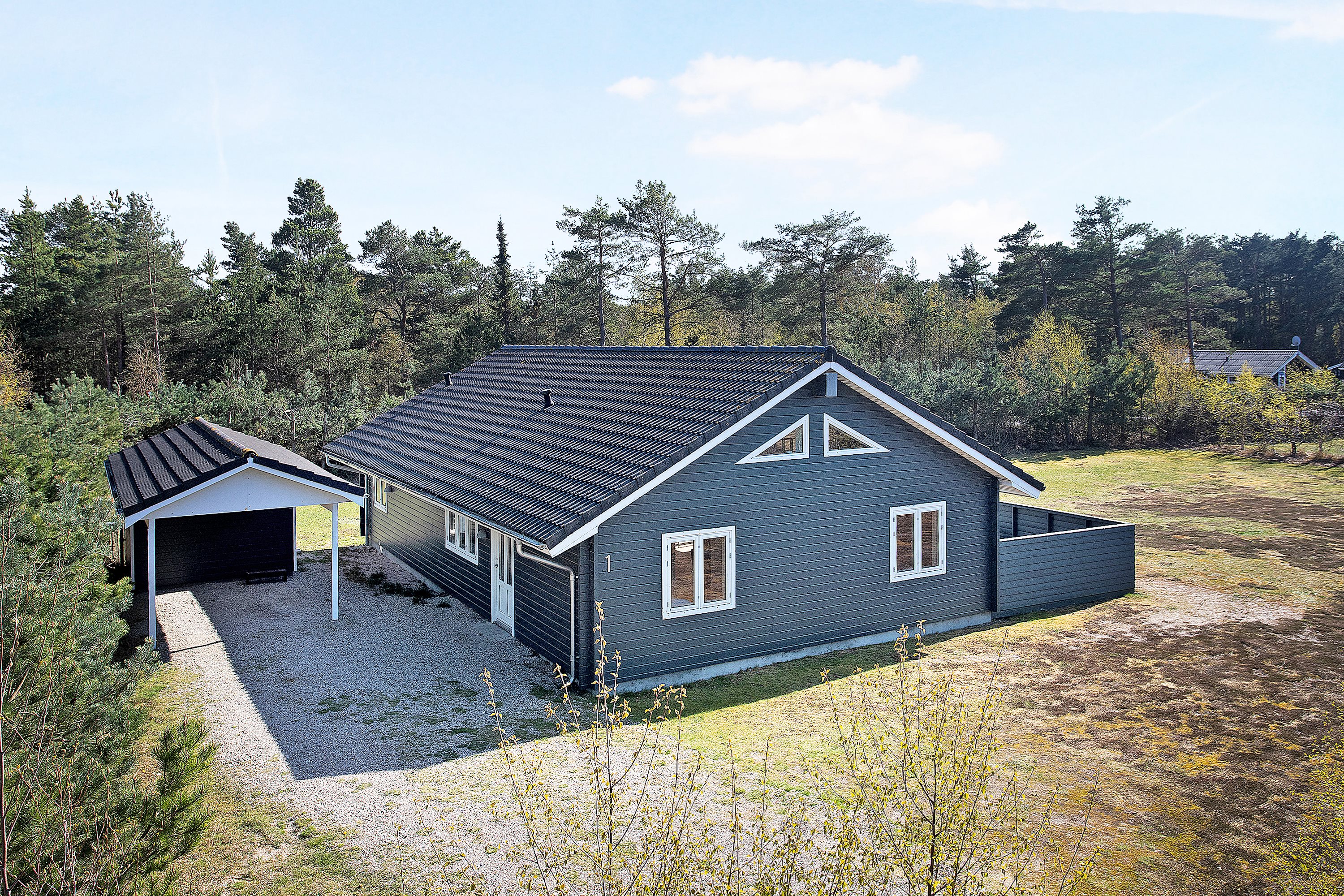 Miniaturebillede 1: ejendommen. Billede af Fuglekongevej 1, Østerby, 9940 Læsø