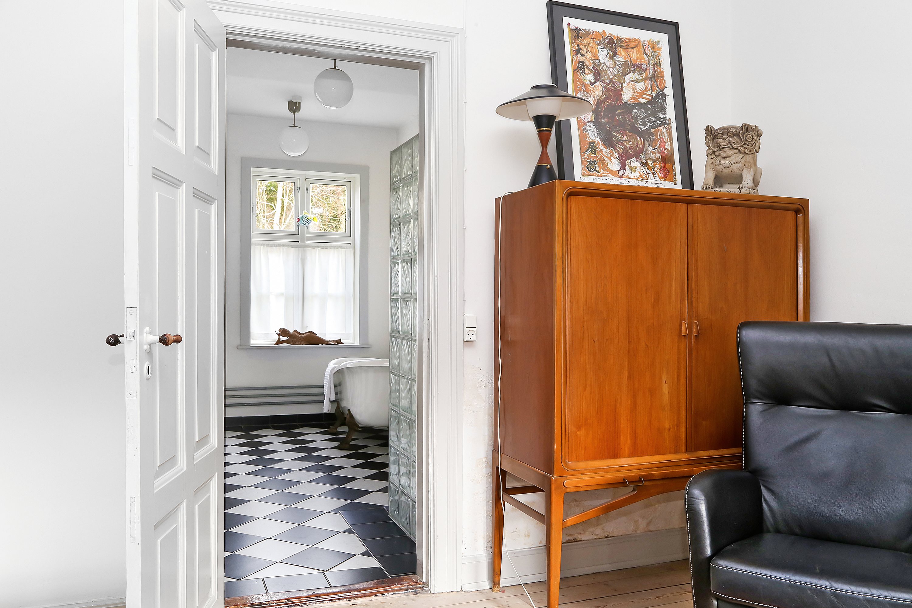 Fremhævet stue billede i fuldskærmstilstand. Billede af Hals Skolevej 1B, 1., Byrum, 9940 Læsø