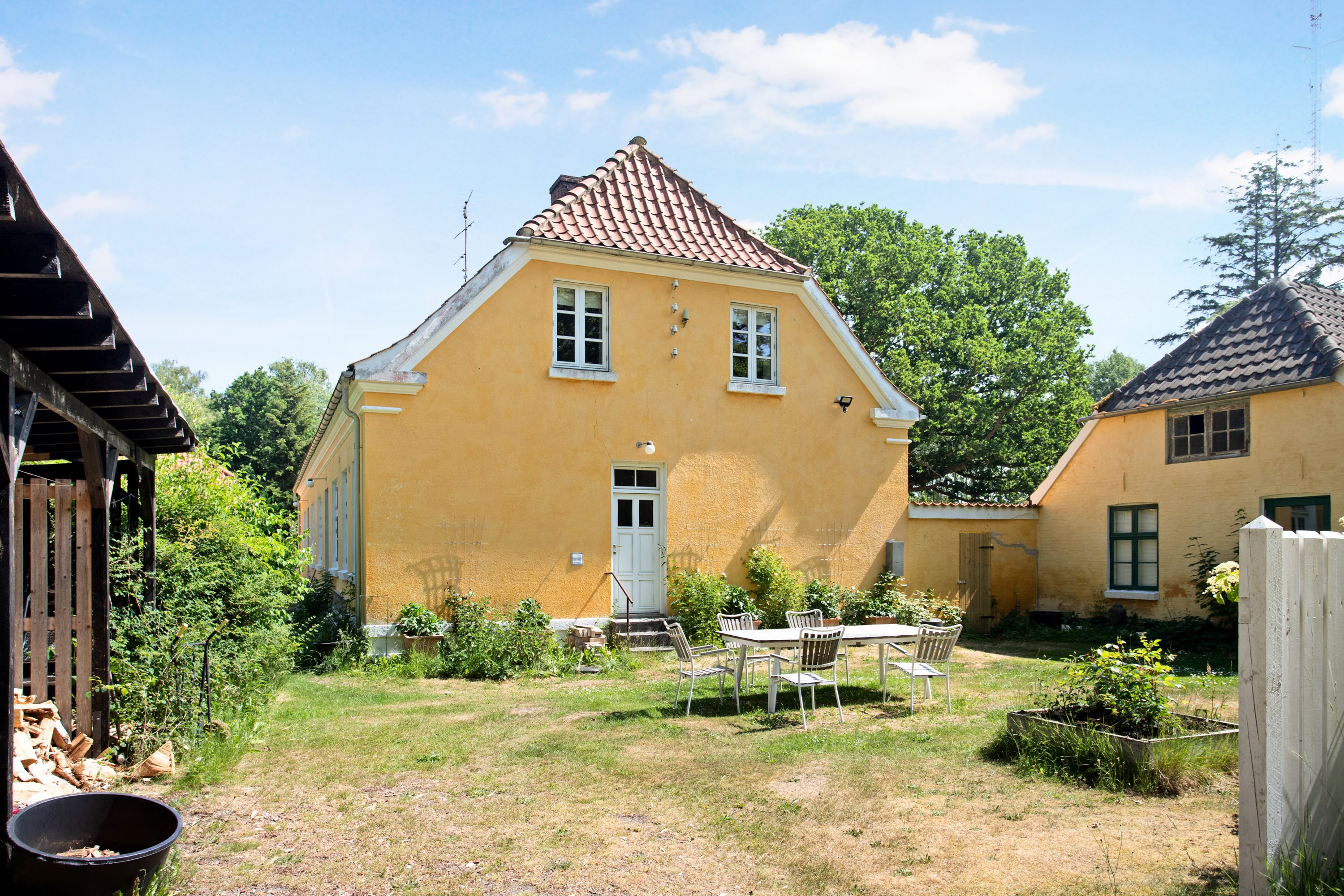 Miniaturebillede 1: ejendommen. Billede af Hals Skolevej 1B, 1., Byrum, 9940 Læsø