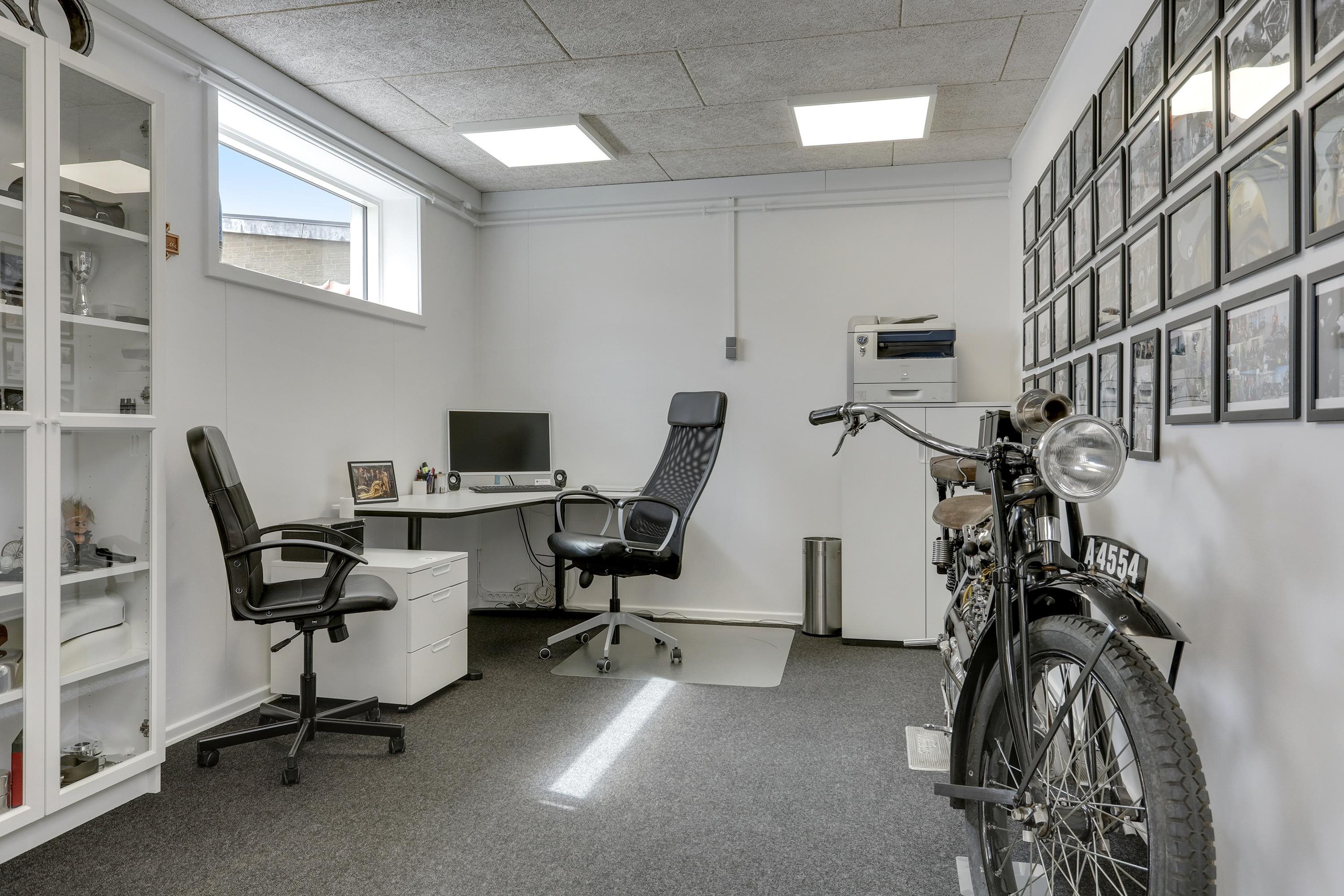 Fremhævet kontor billede i fuldskærmstilstand. Billede af Egebjergvej 42, 8751 Gedved