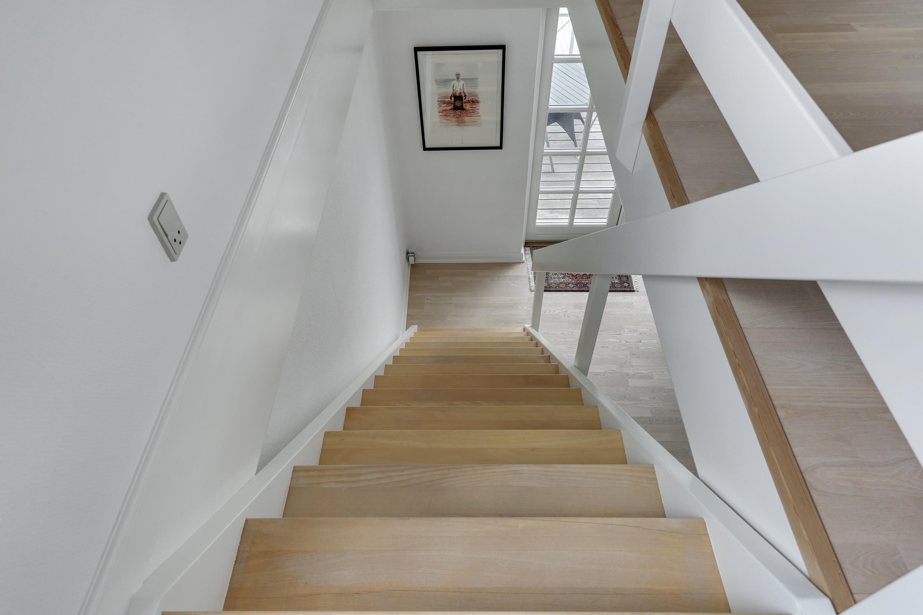 Fremhævet trappe billede i fuldskærmstilstand. Billede af Egebjergvej 42, 8751 Gedved