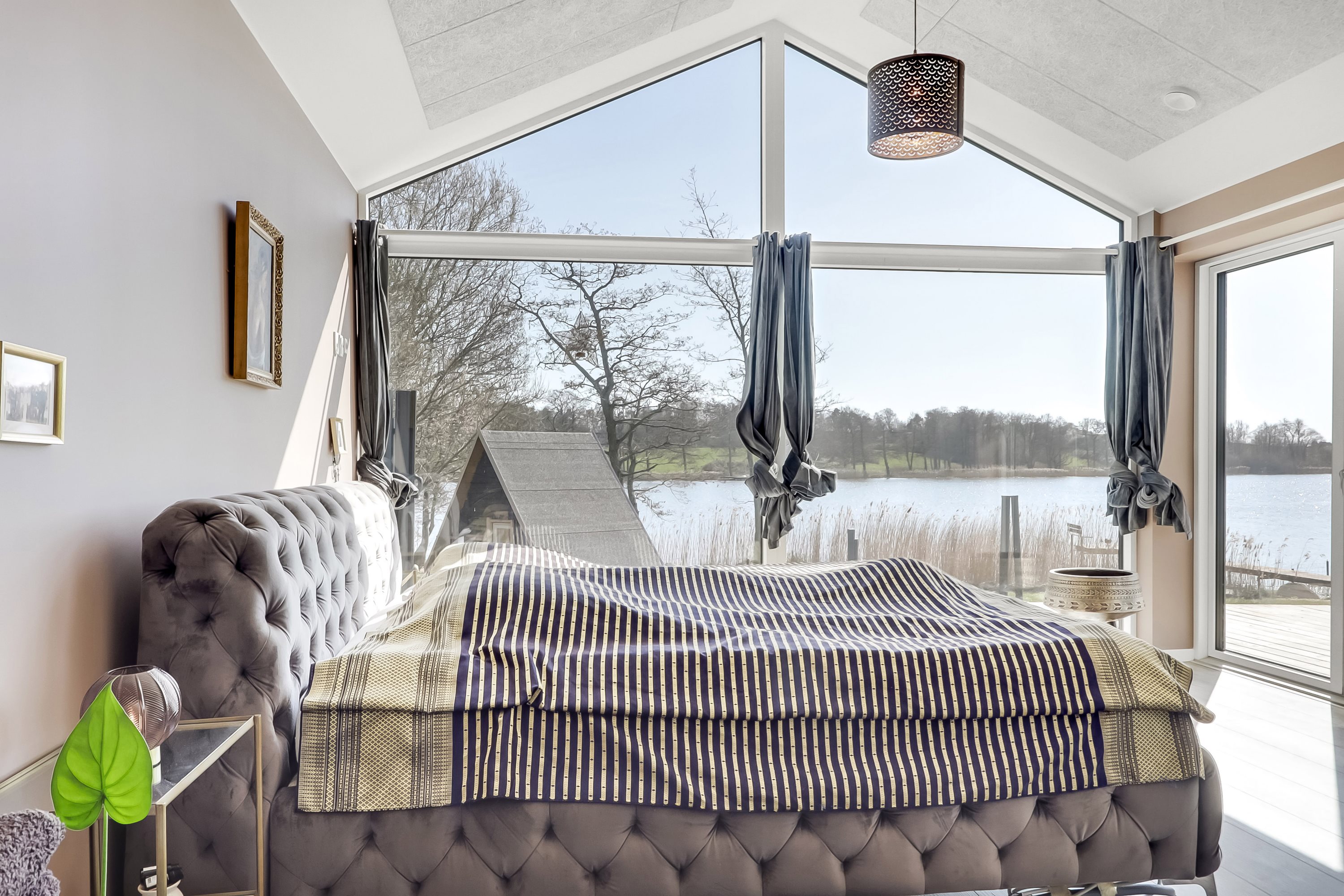 Fremhævet soveværelse billede i fuldskærmstilstand. Billede af Svendborgvej 81A, Ollerup, 5762 Vester Skerninge