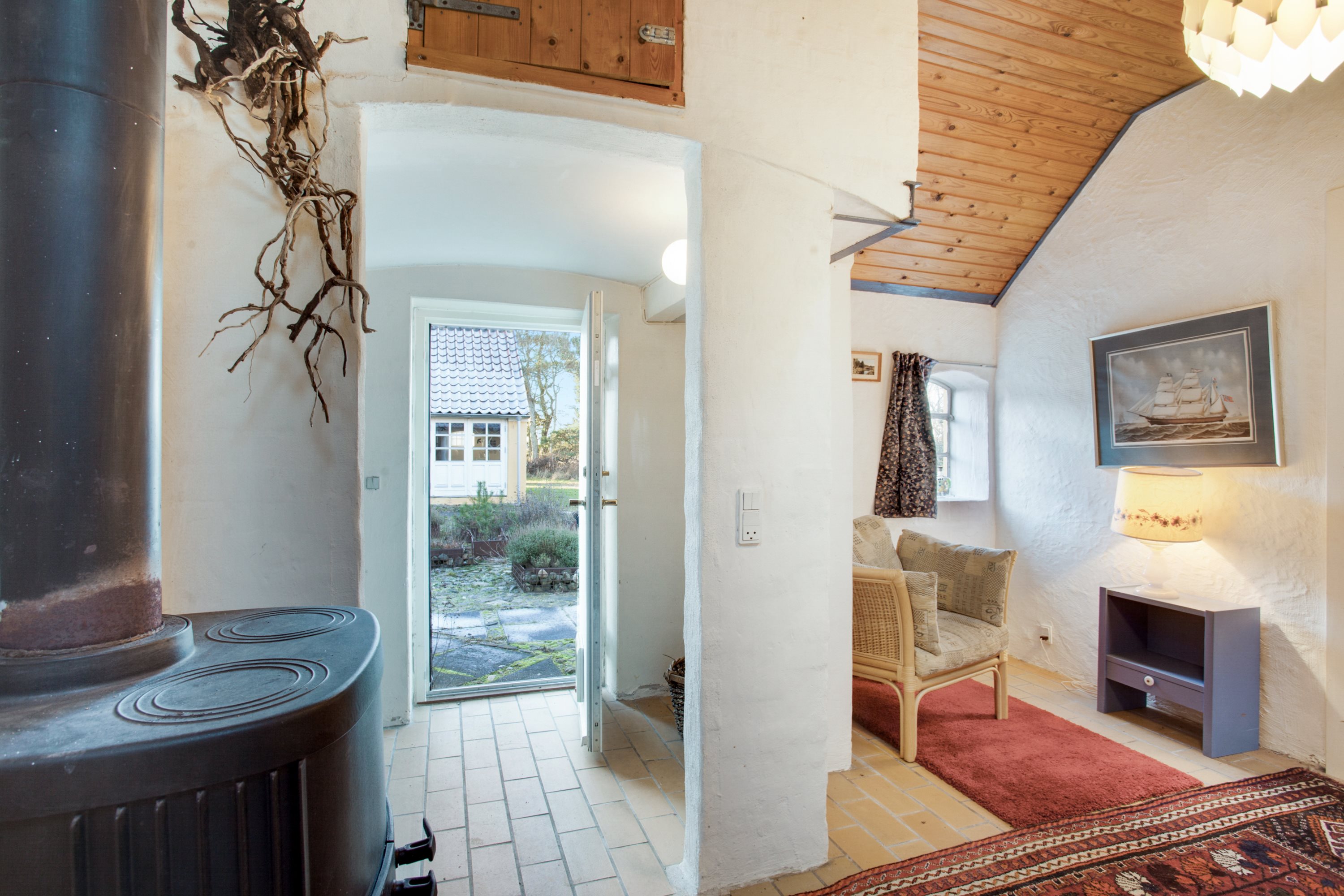 Fremhævet stue billede i fuldskærmstilstand. Billede af Flyvepladsvej 2, Byrum, 9940 Læsø