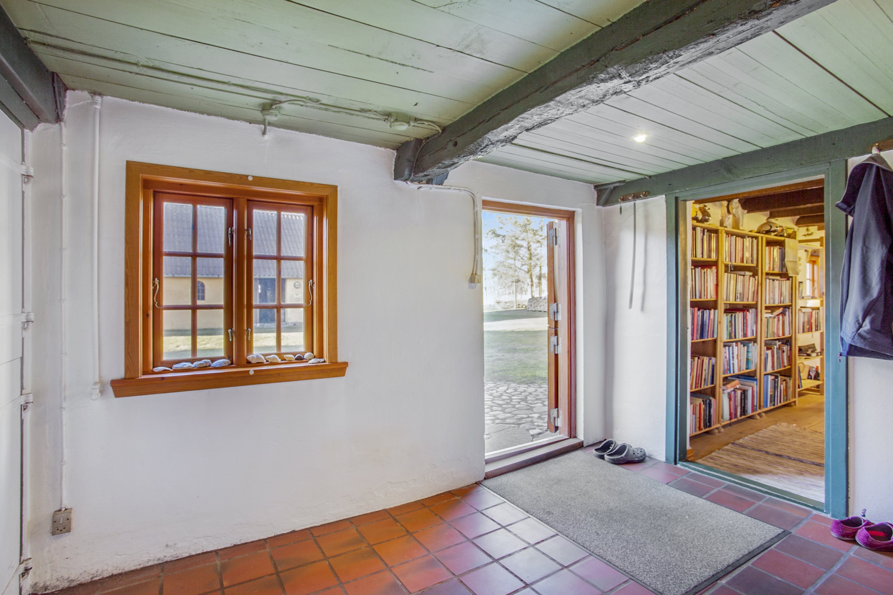 Fremhævet entré billede i fuldskærmstilstand. Billede af Stoklundvejen 19, Byrum, 9940 Læsø