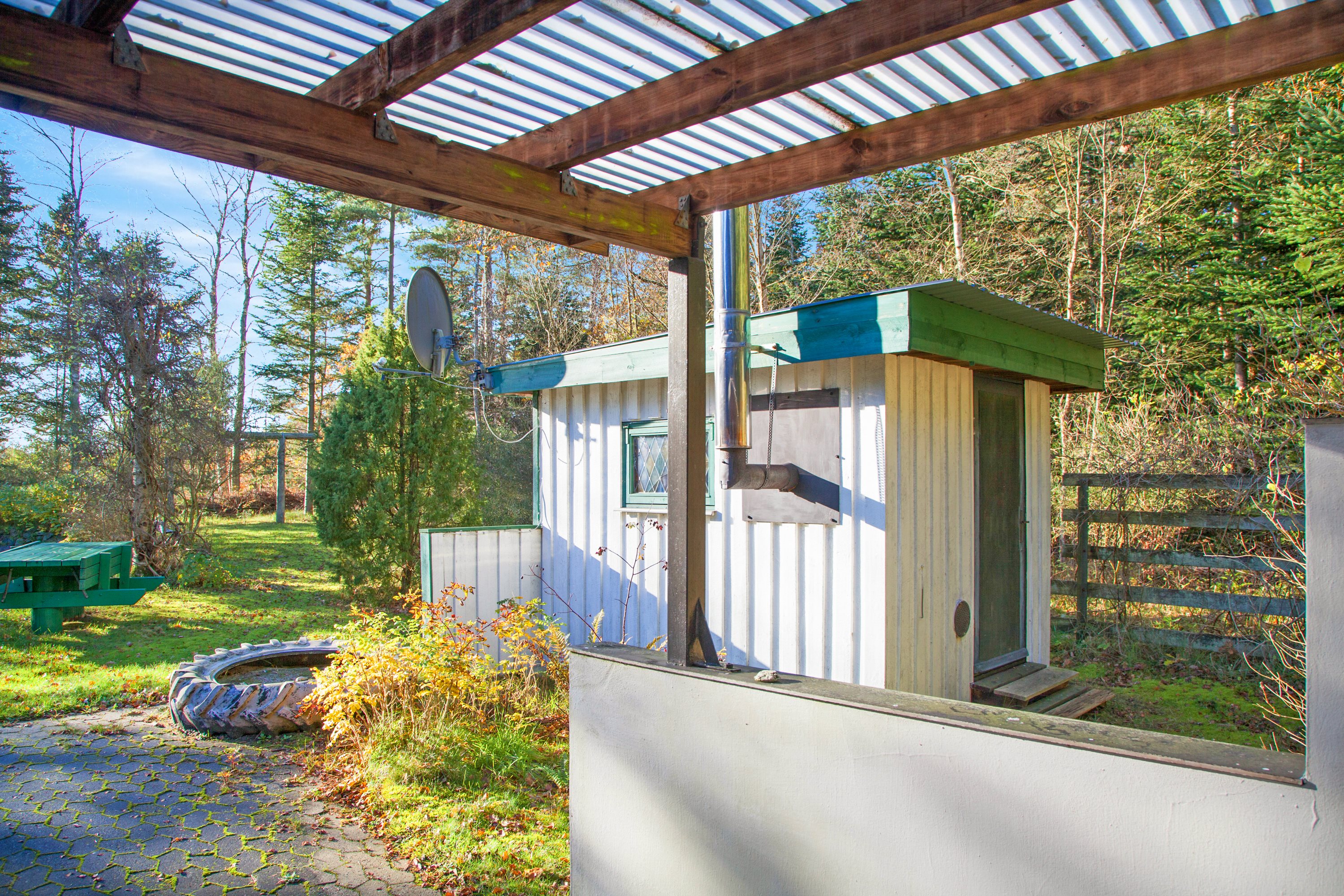 Fremhævet terrasse billede i fuldskærmstilstand. Billede af Doktorvejen 62, Byrum, 9940 Læsø