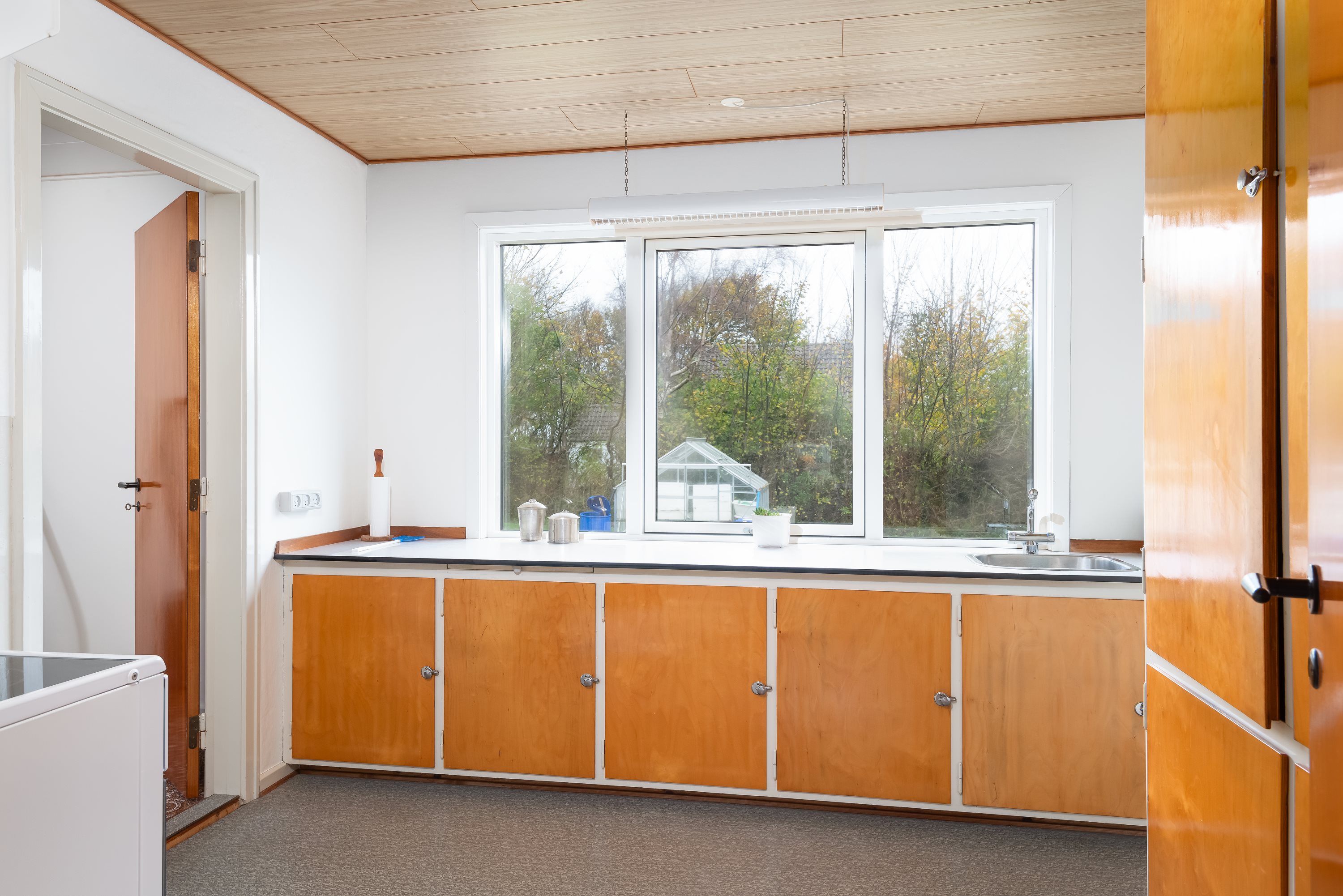 Fremhævet køkken billede i fuldskærmstilstand. Billede af Høstvej 7, Hæstrup Stationsby, 9800 Hjørring