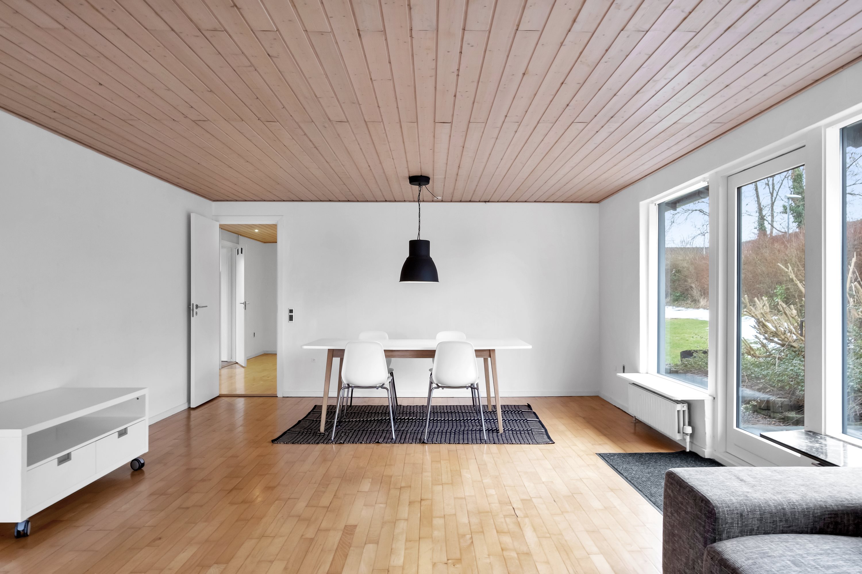 Fremhævet stue billede i fuldskærmstilstand. Billede af Manbjergvej 79, Løgten, 8541 Skødstrup