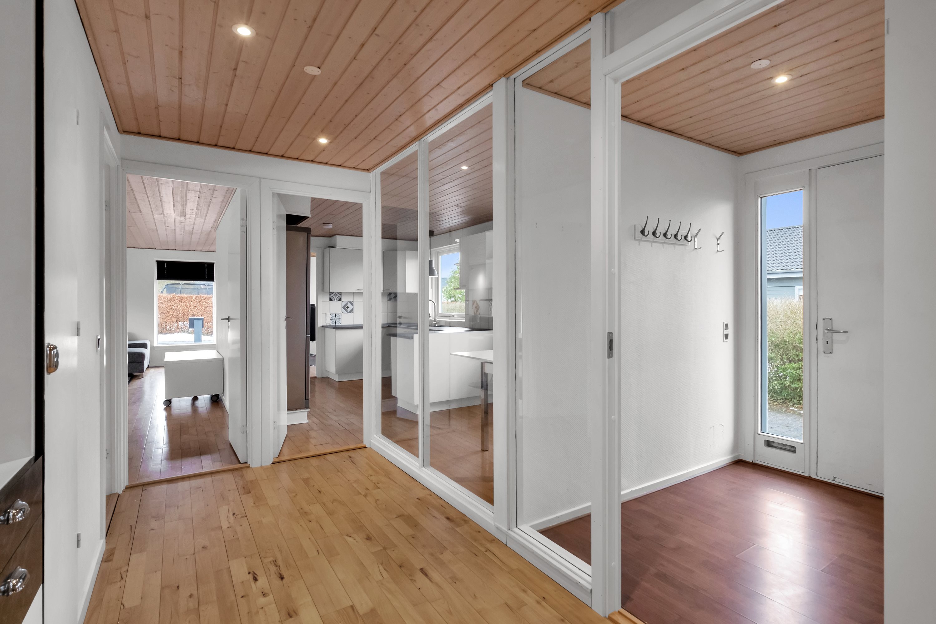 Fremhævet gang billede i fuldskærmstilstand. Billede af Manbjergvej 79, Løgten, 8541 Skødstrup