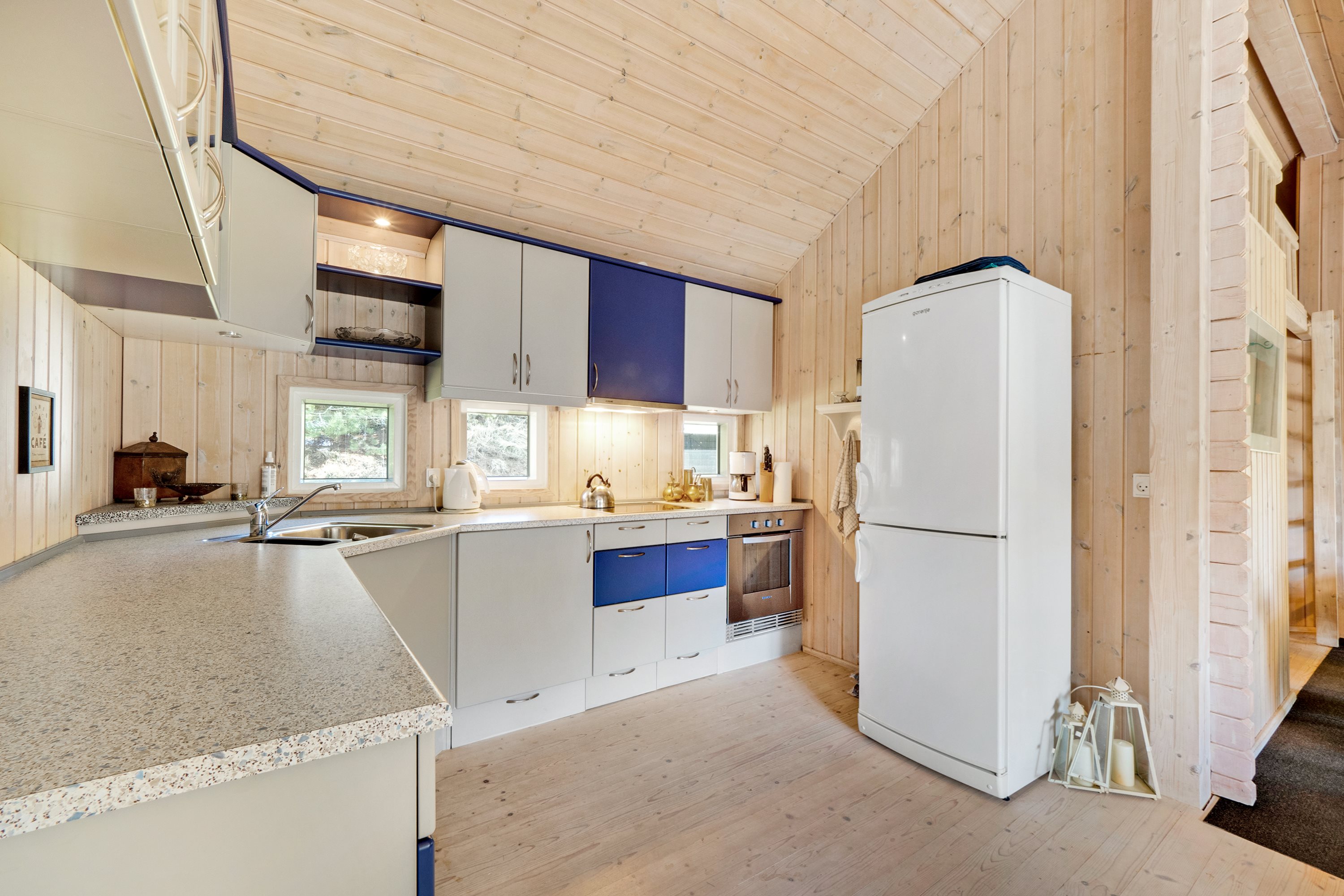 Fremhævet køkken billede i fuldskærmstilstand. Billede af Træløbervej 7, Helligsø, 7760 Hurup Thy