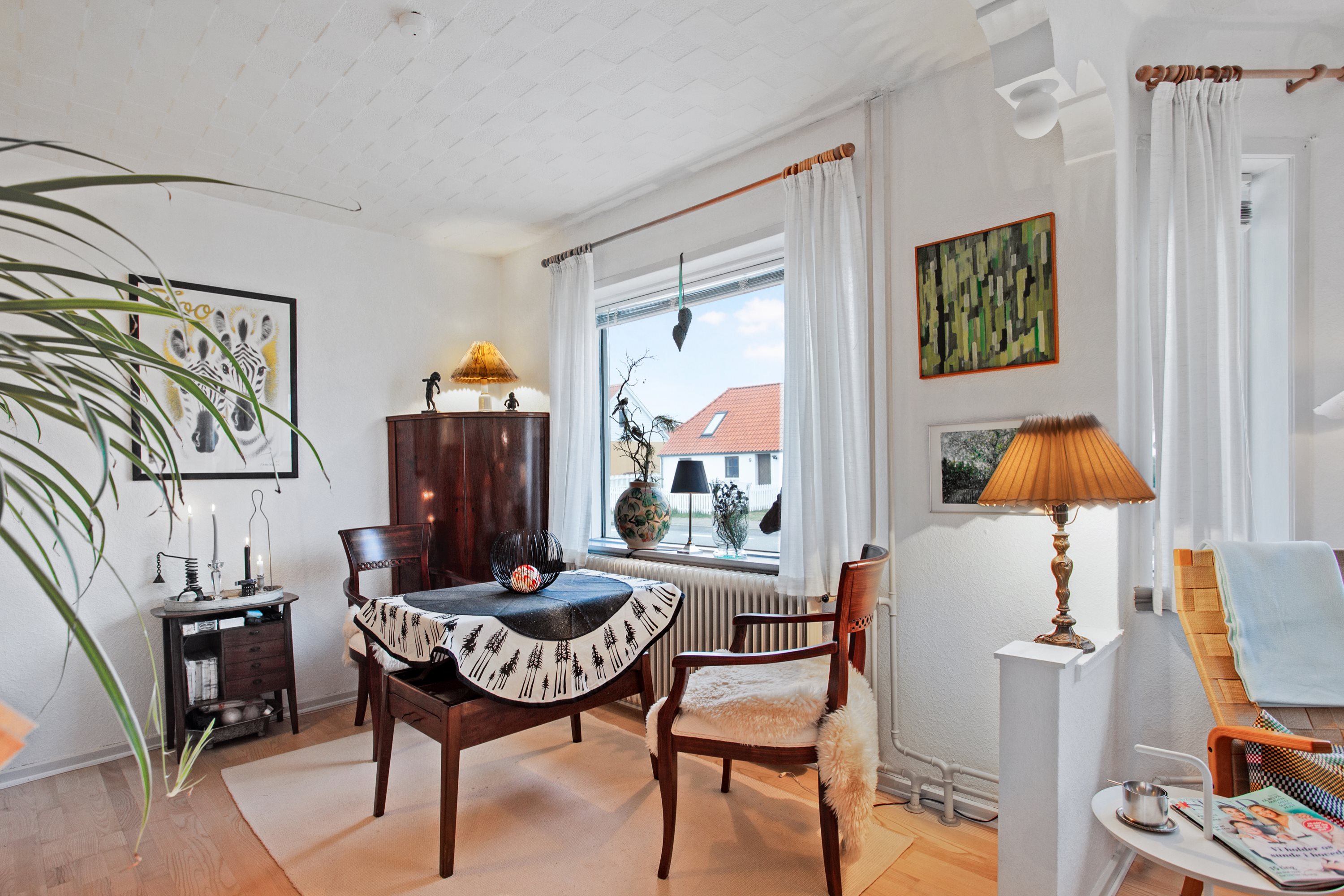 Fremhævet stue billede i fuldskærmstilstand. Billede af Vesterø Havnegade 10, Vesterø Havn, 9940 Læsø