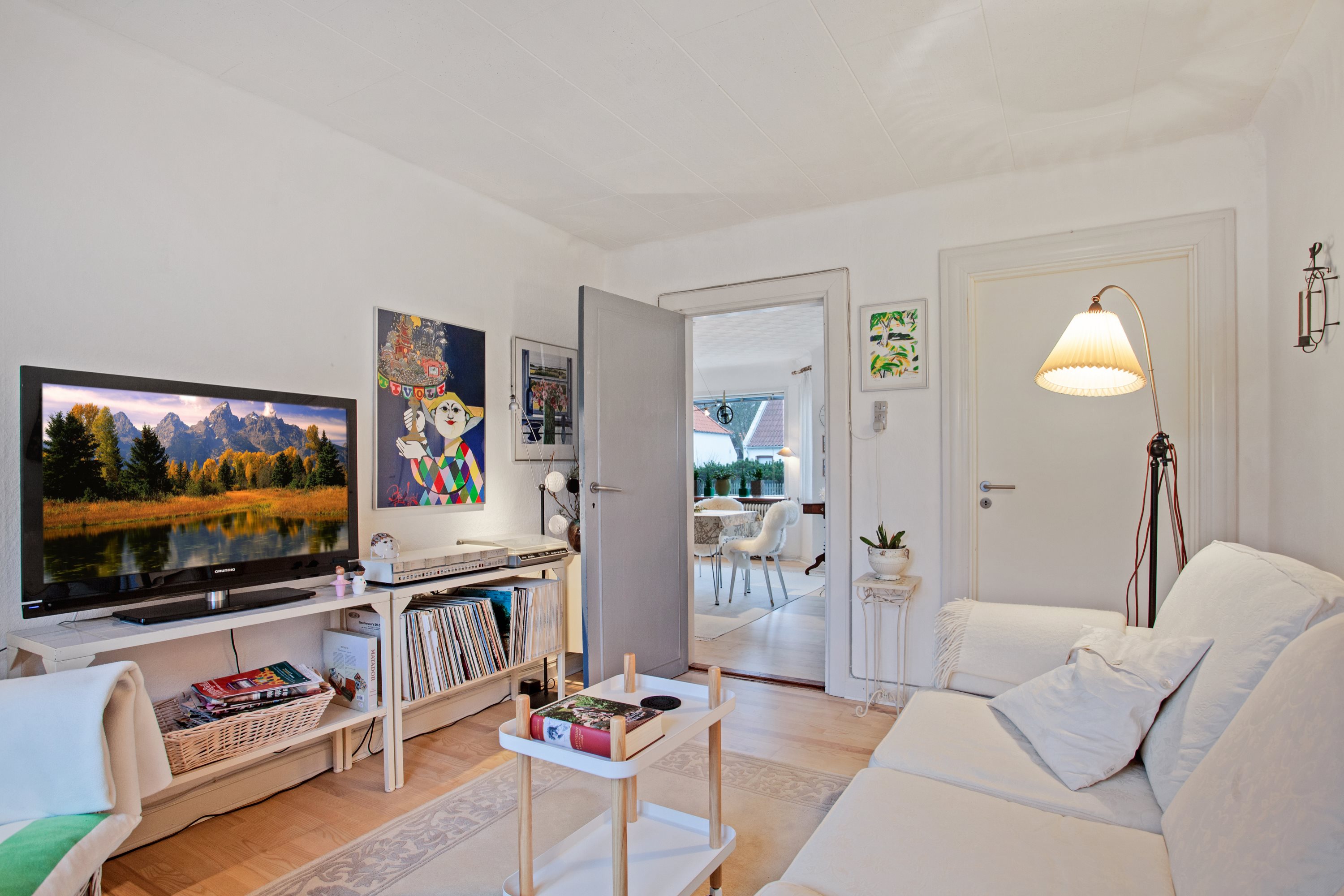 Fremhævet stue billede i fuldskærmstilstand. Billede af Vesterø Havnegade 10, Vesterø Havn, 9940 Læsø