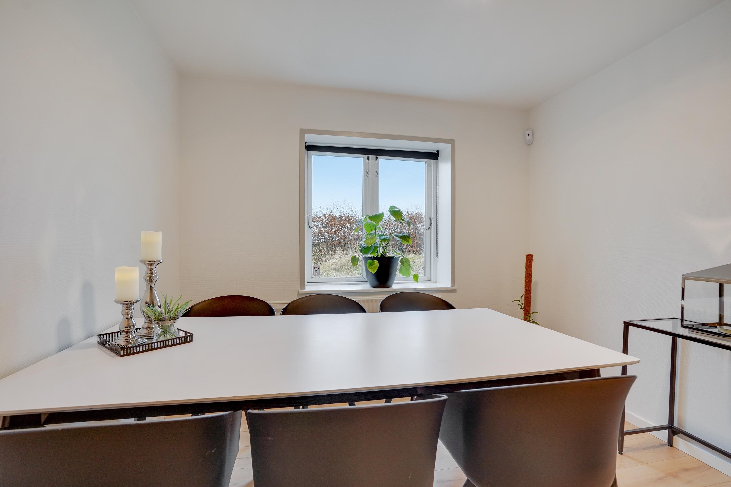 Fremhævet alrum billede i fuldskærmstilstand. Billede af Hustedvej 30, Lunde, 6830 Nørre Nebel