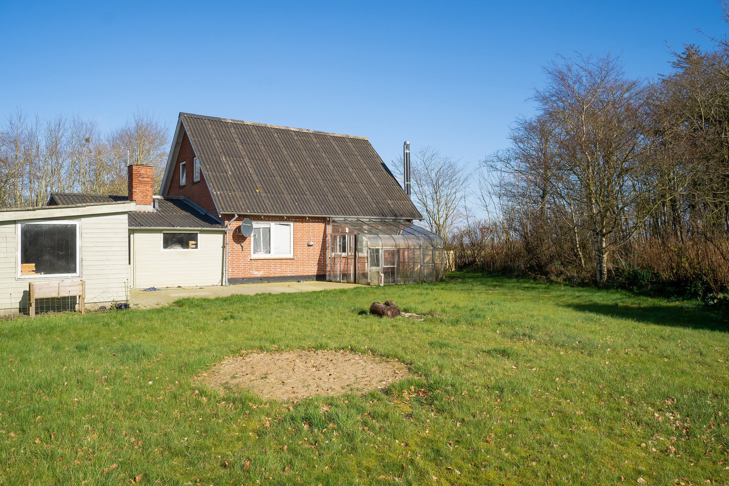 Fremhævet set fra haven billede i fuldskærmstilstand. Billede af Mallevej 87, Horne, 6800 Varde