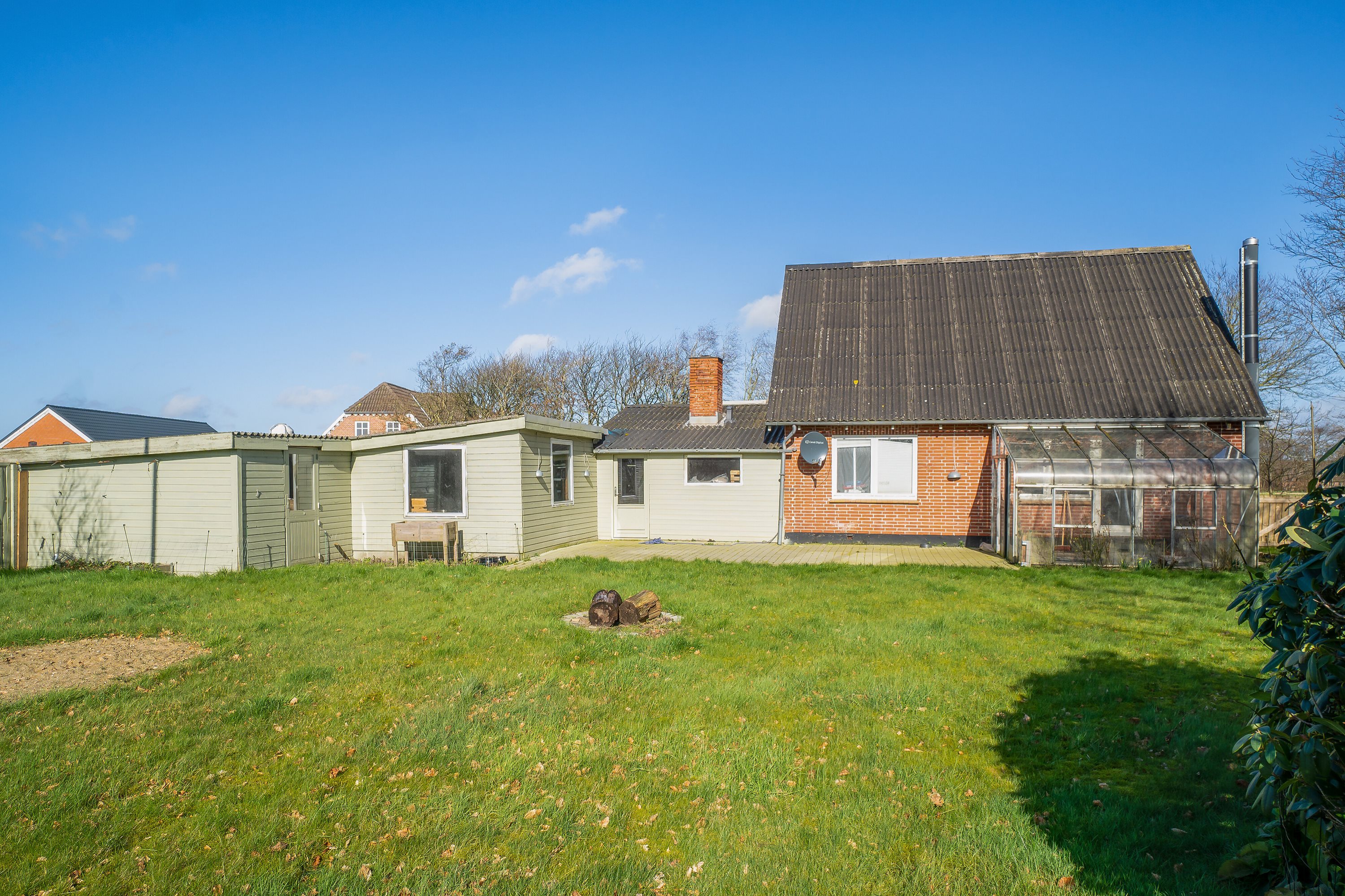 Fremhævet set fra haven billede i fuldskærmstilstand. Billede af Mallevej 87, Horne, 6800 Varde