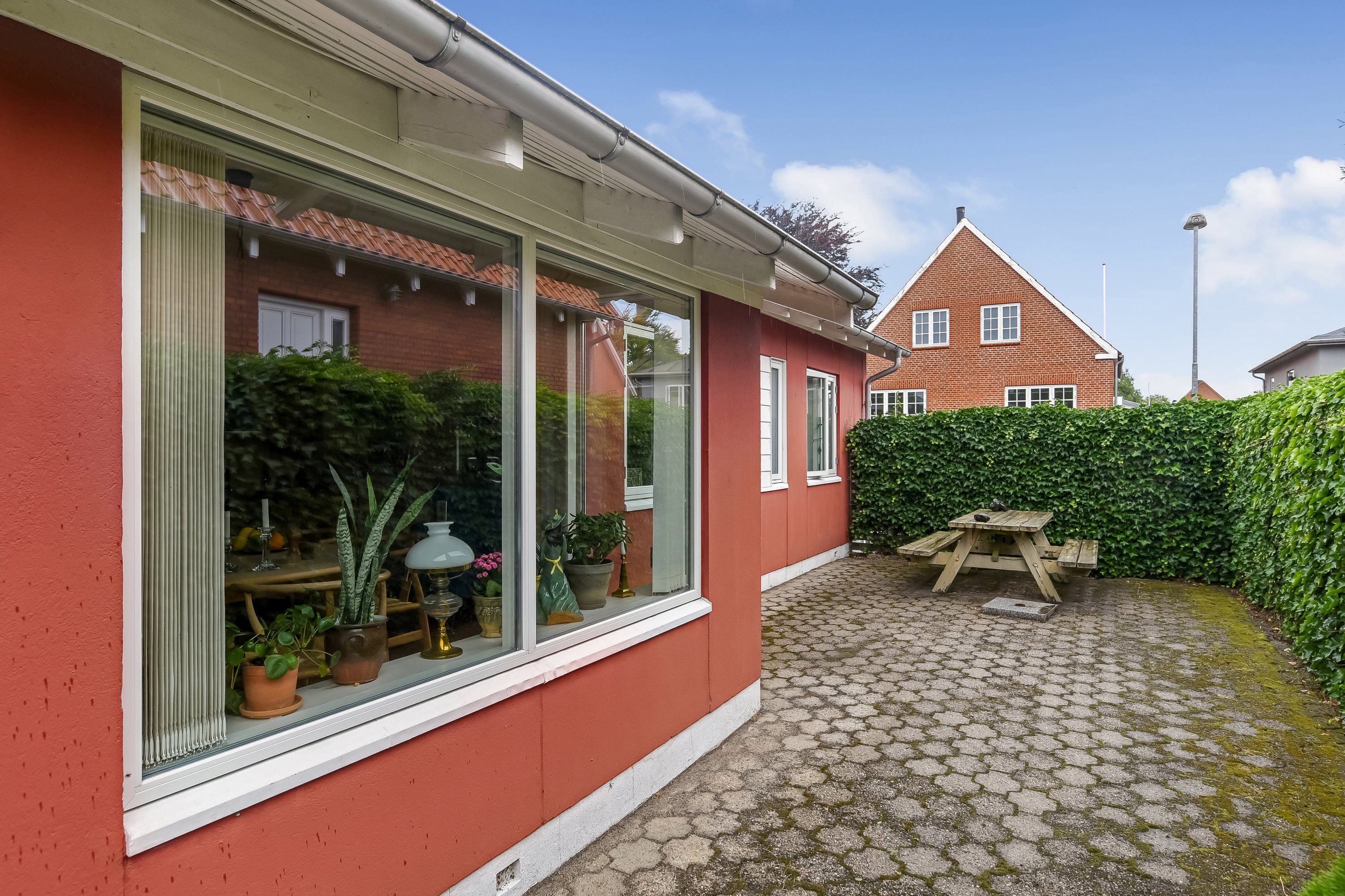 Fremhævet terrasse billede i fuldskærmstilstand. Billede af Åvænget 8, 7500 Holstebro