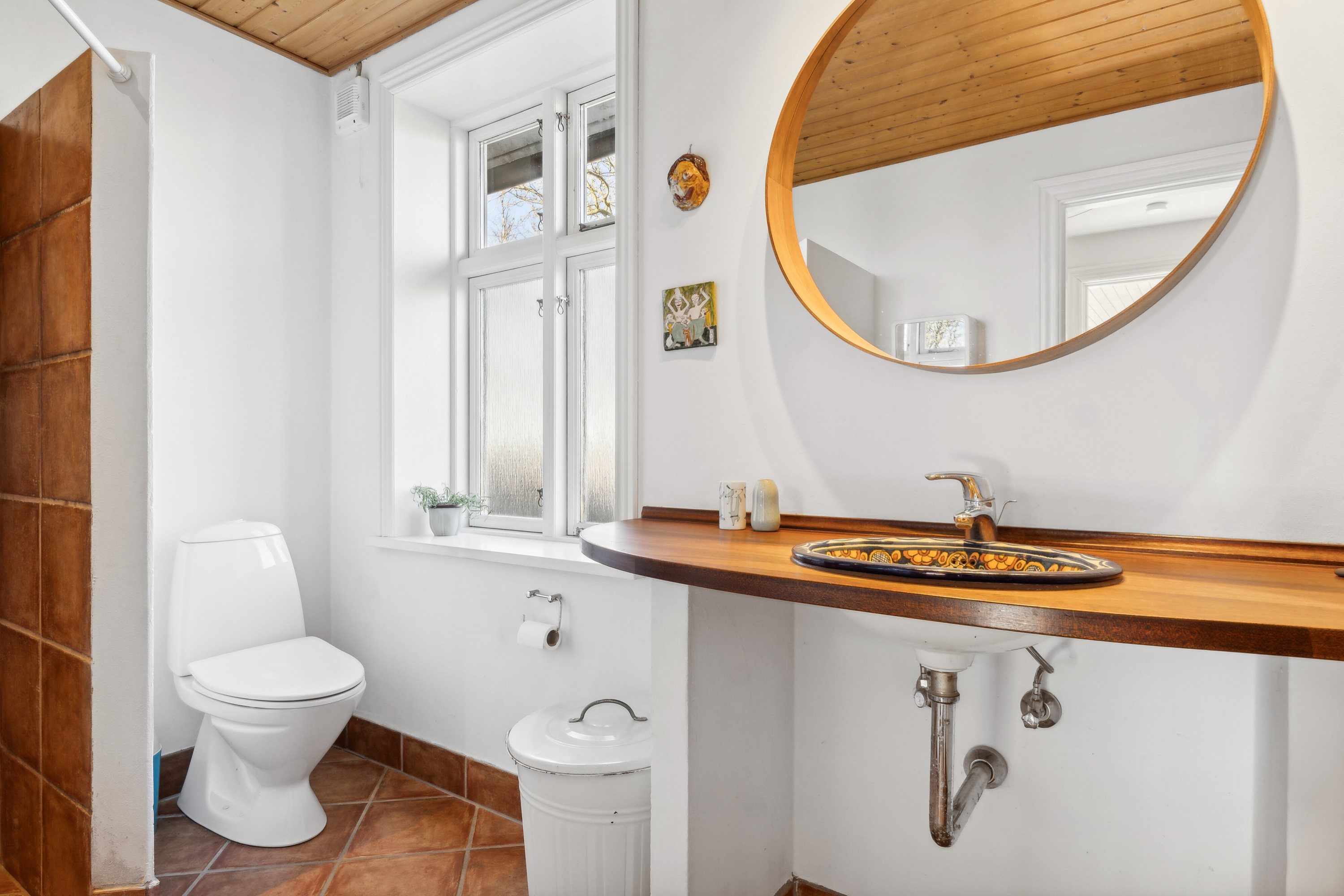 Fremhævet badeværelse billede i fuldskærmstilstand. Billede af Nabevej 4, Sønderhå, 7752 Snedsted