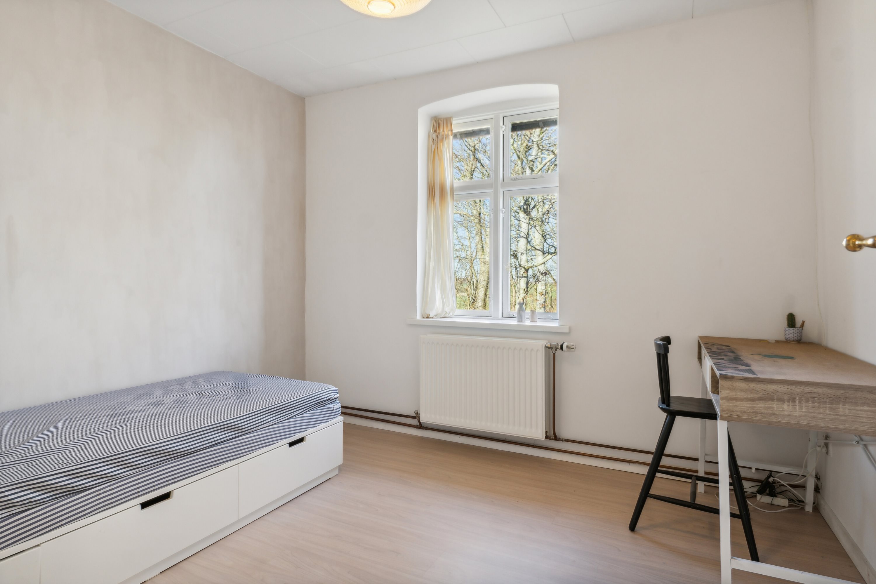 Fremhævet soveværelse billede i fuldskærmstilstand. Billede af Nabevej 4, Sønderhå, 7752 Snedsted