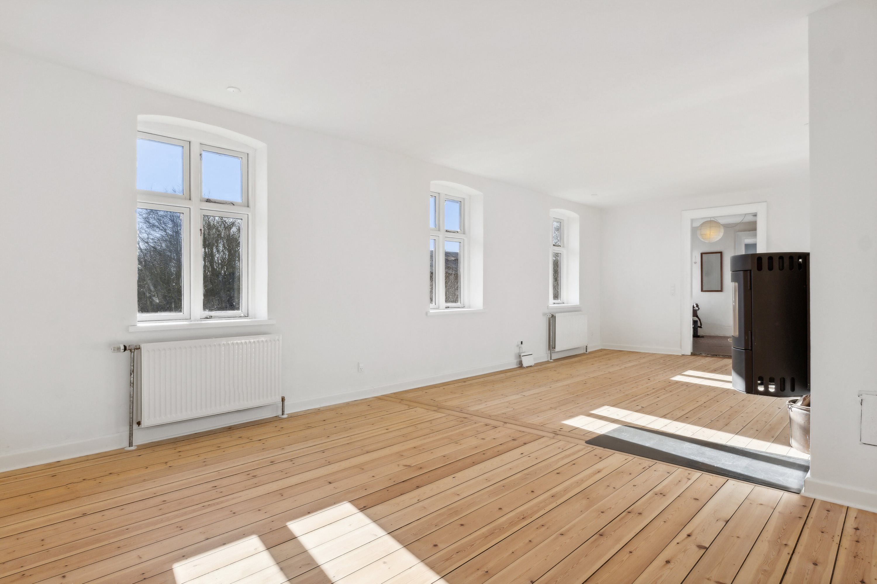 Fremhævet stue billede i fuldskærmstilstand. Billede af Nabevej 4, Sønderhå, 7752 Snedsted