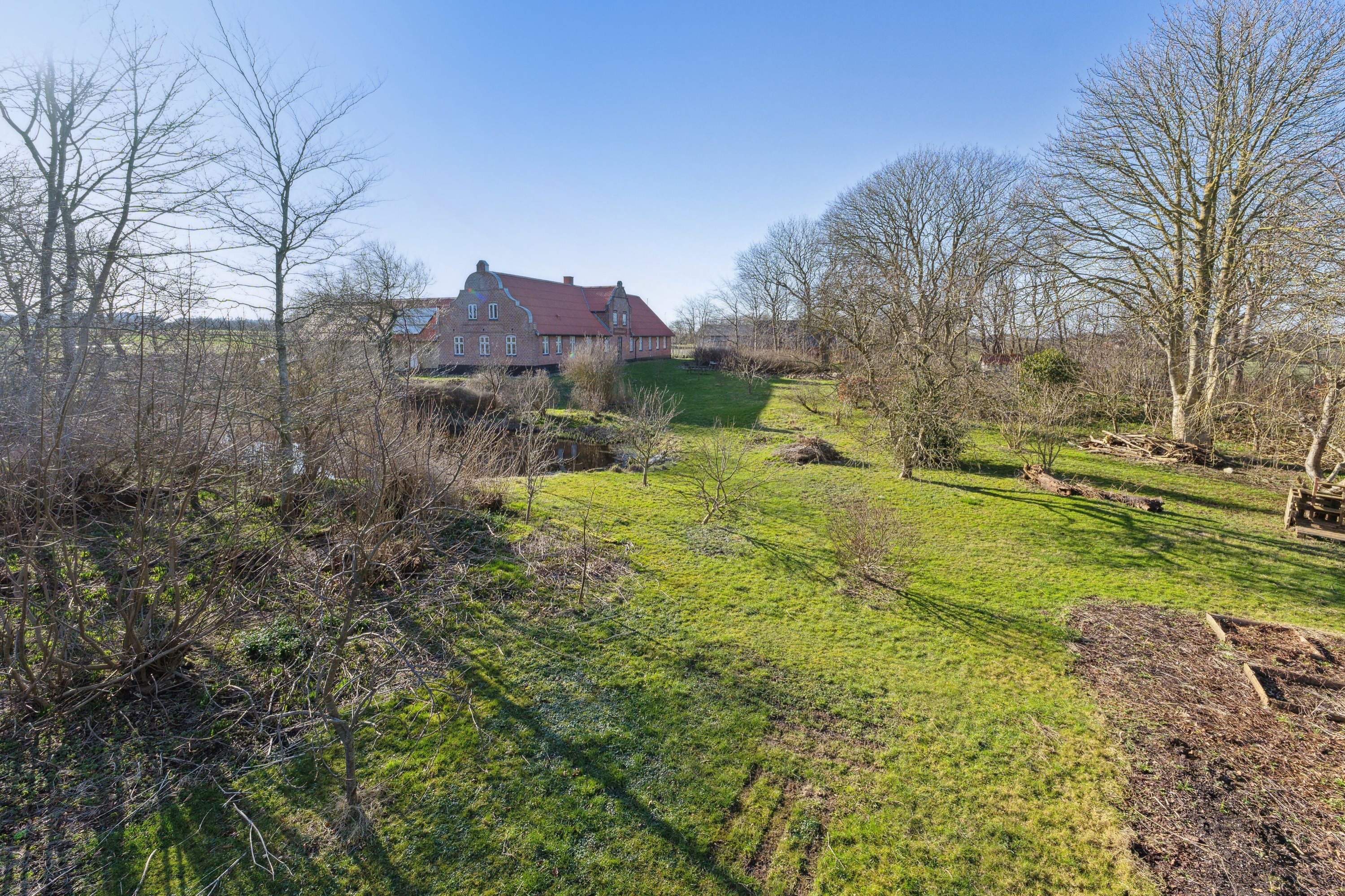 Miniaturebillede 1: udendørs. Billede af Nabevej 4, Sønderhå, 7752 Snedsted