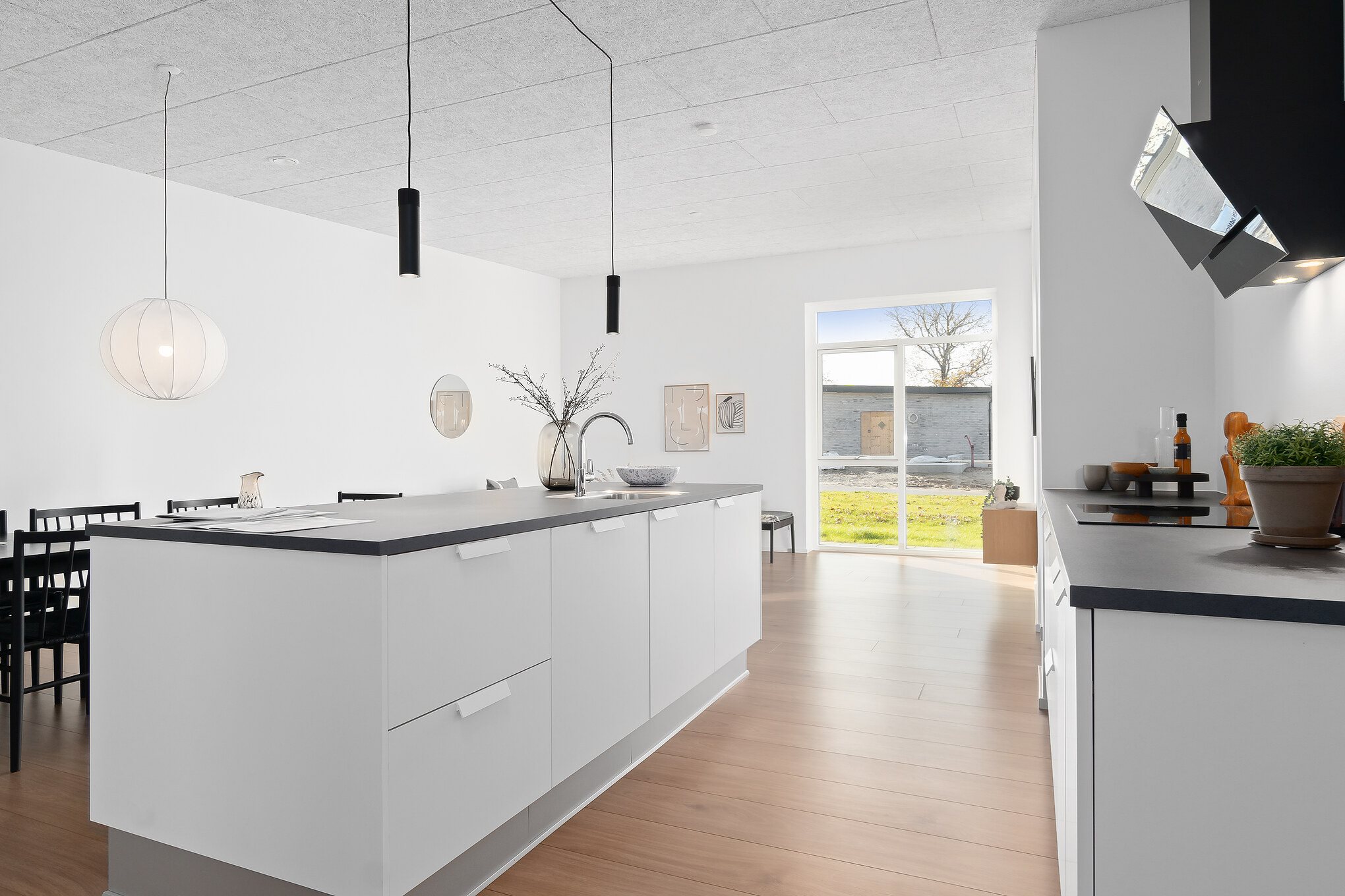 Fremhævet køkken alrum billede i fuldskærmstilstand. Billede af Kolbæk Mark 84, 8800 Viborg