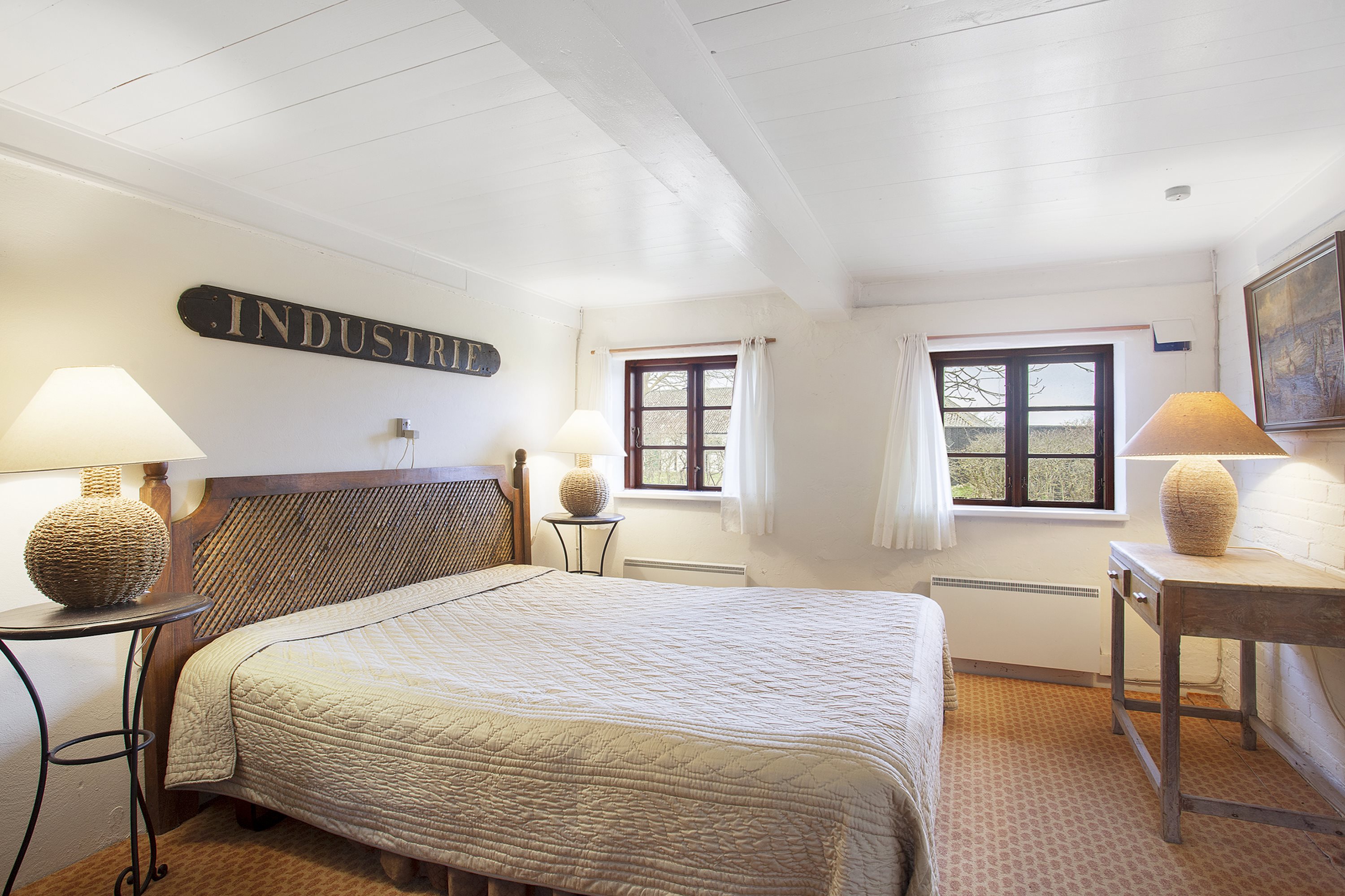 Fremhævet stue billede i fuldskærmstilstand. Billede af Gårdenes Vej 1, Vesterø, 9940 Læsø