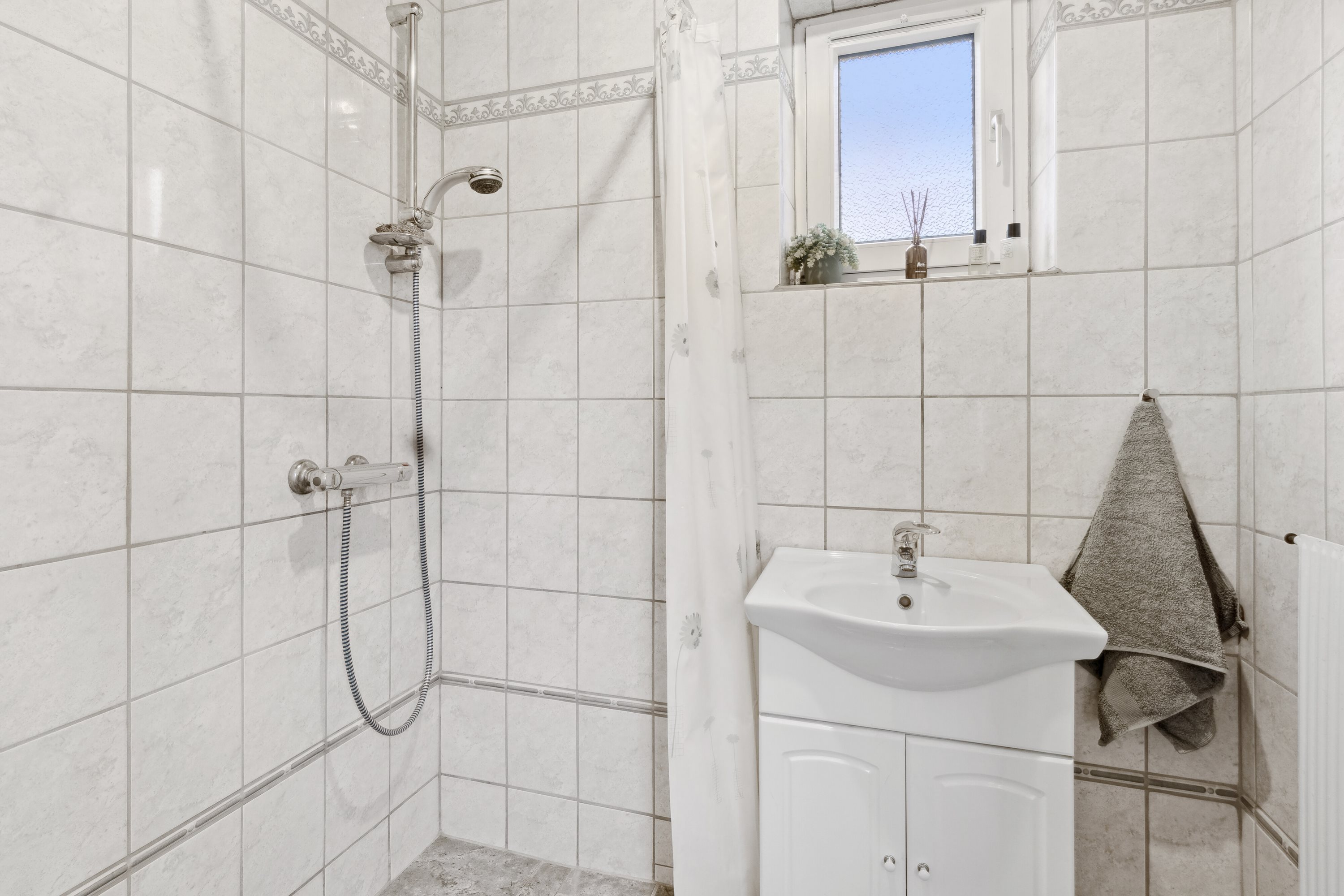 Fremhævet badeværelse billede i fuldskærmstilstand. Billede af Hvidovre Boulevard 10, 2650 Hvidovre