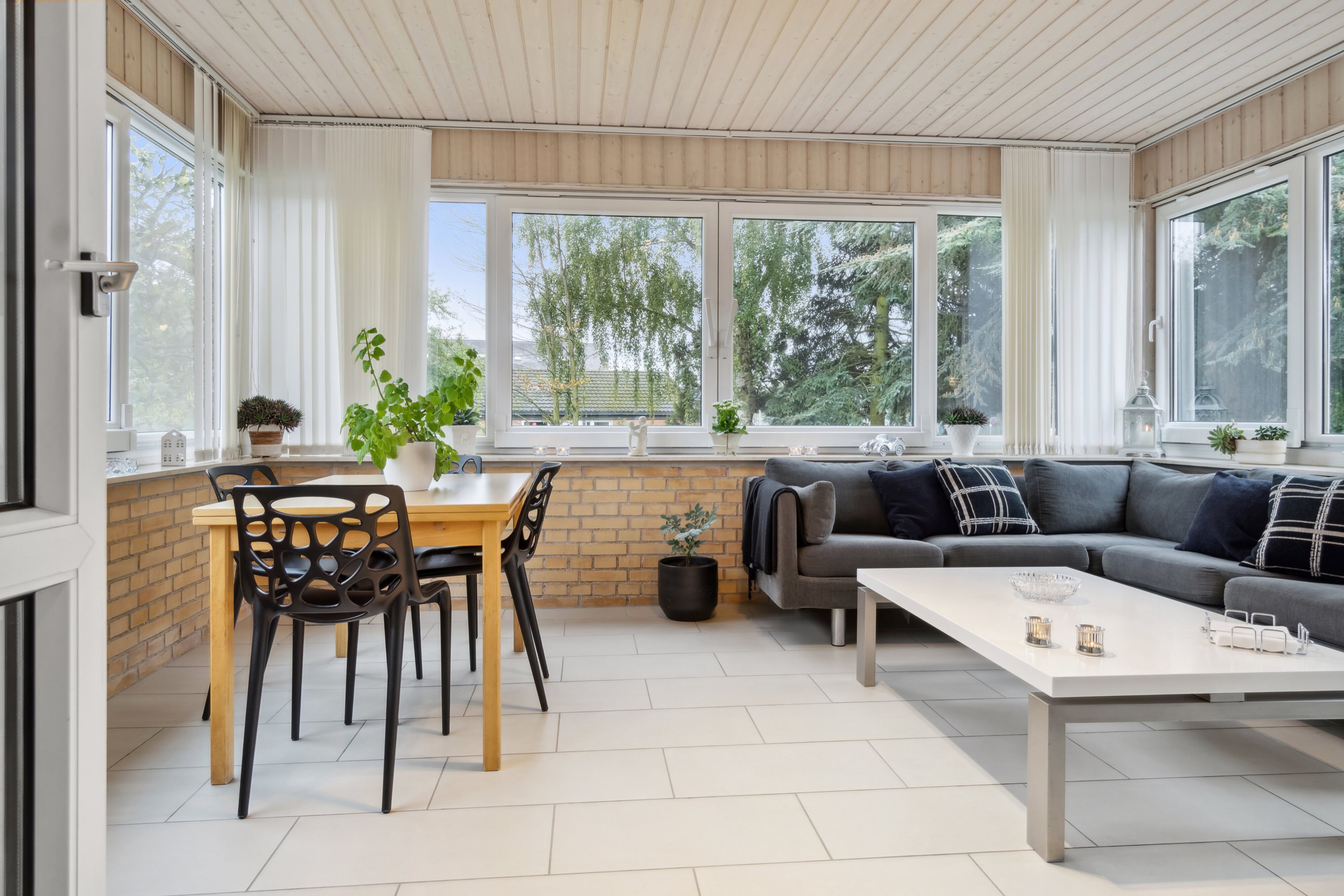 Fremhævet havestue billede i fuldskærmstilstand. Billede af Hvidovre Boulevard 10, 2650 Hvidovre