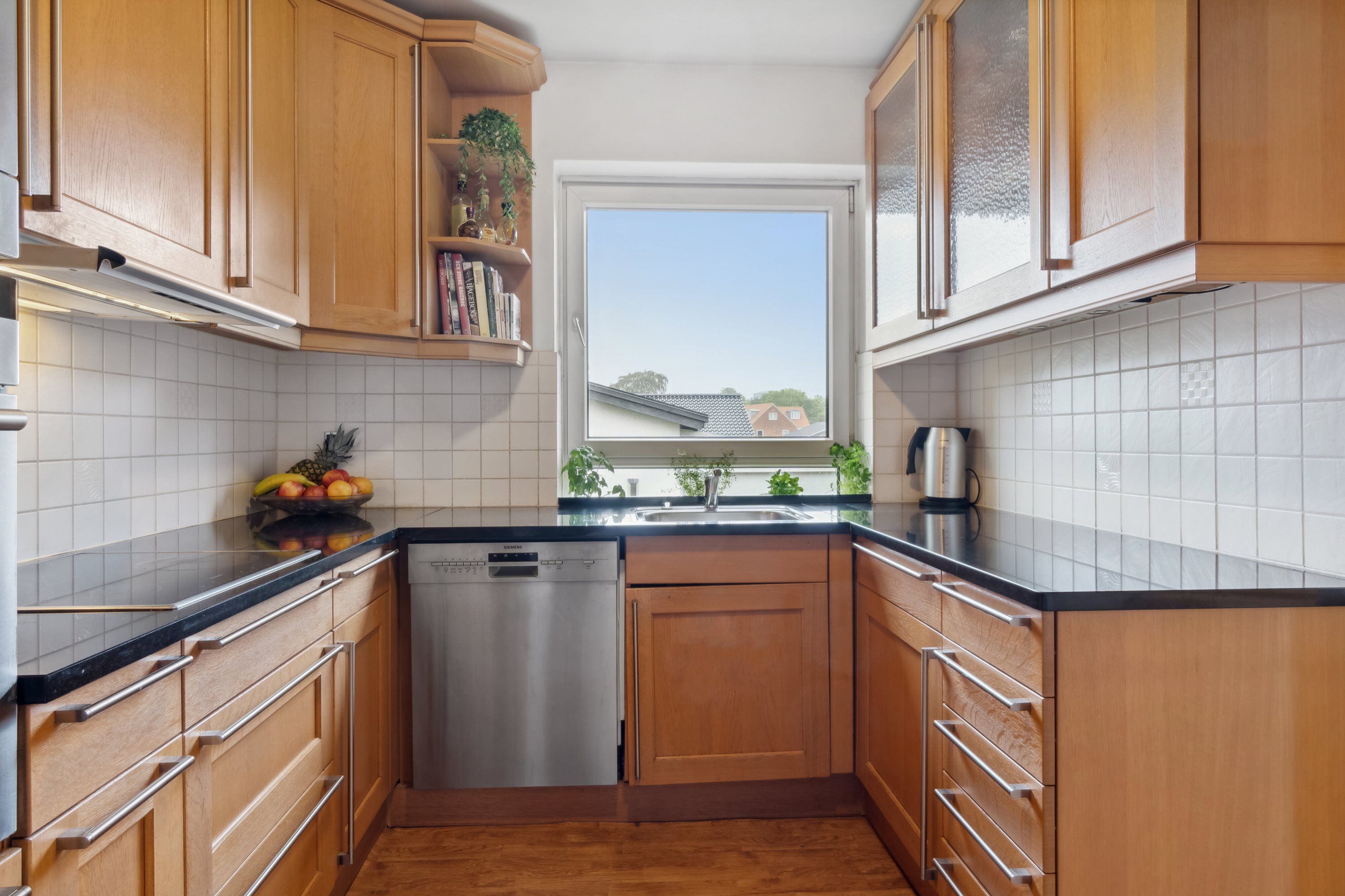 Fremhævet køkken billede i fuldskærmstilstand. Billede af Hvidovre Boulevard 10, 2650 Hvidovre