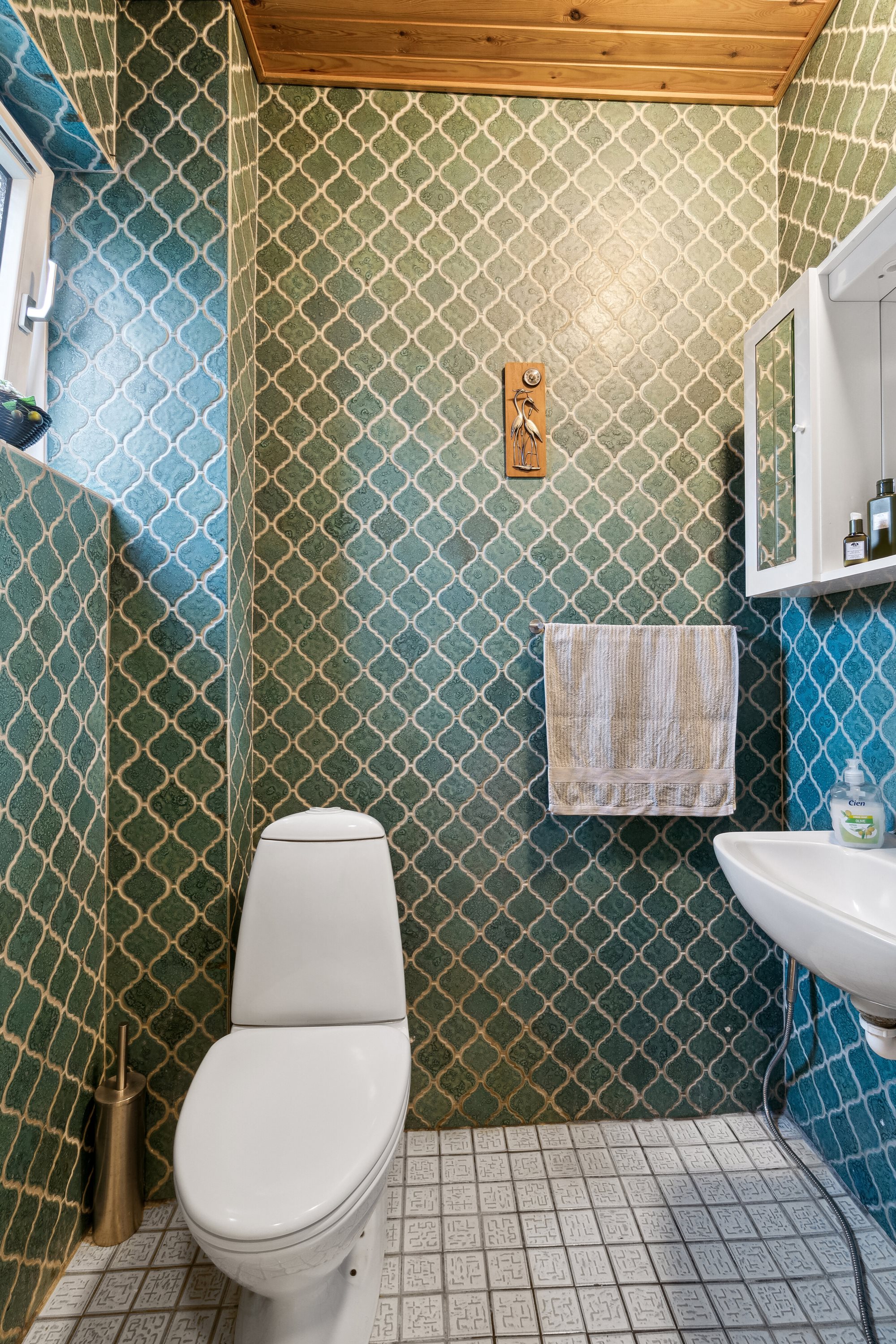 Fremhævet toilet billede i fuldskærmstilstand. Billede af Hvidovre Boulevard 10, 2650 Hvidovre