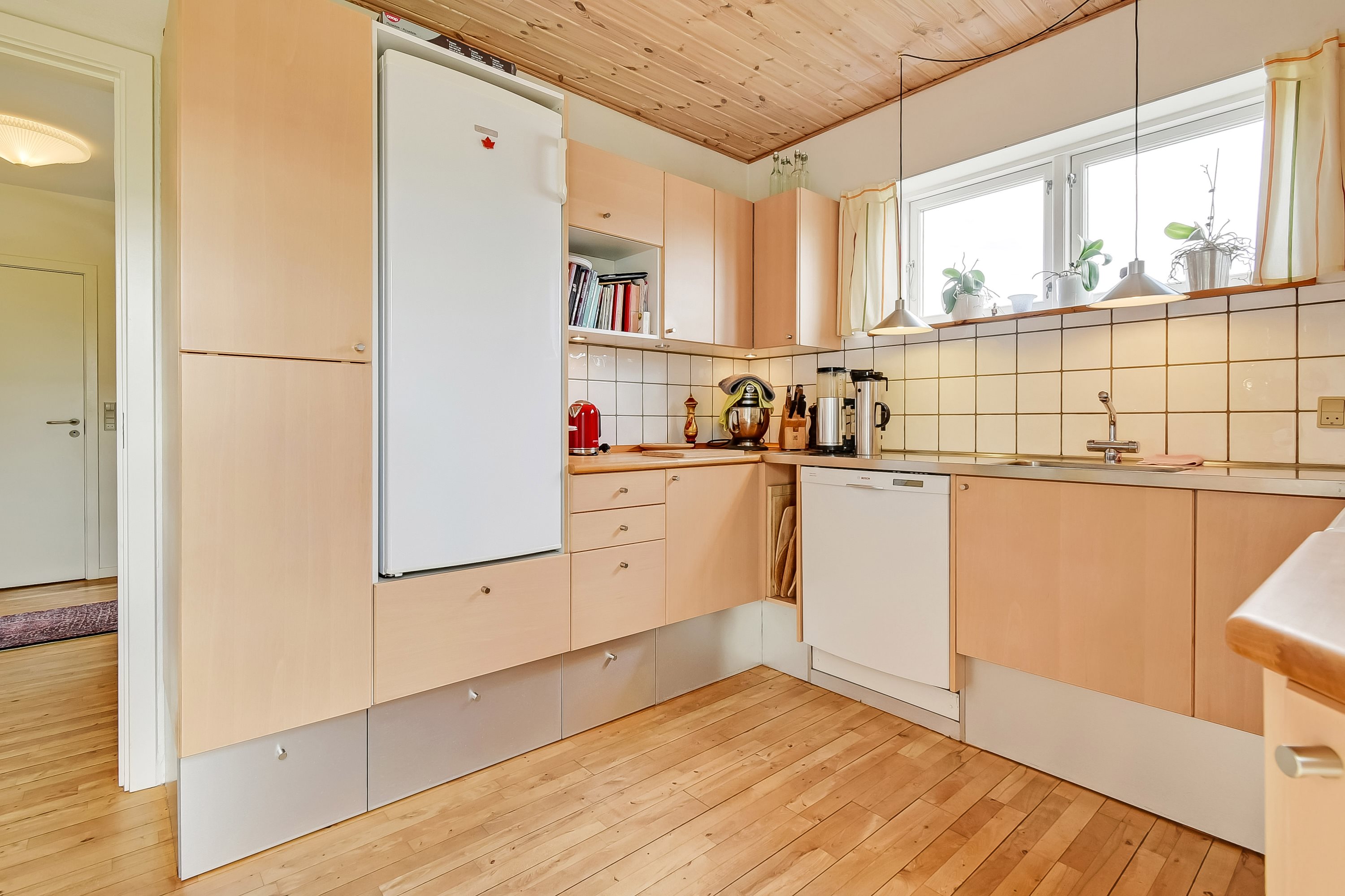 Fremhævet køkken billede i fuldskærmstilstand. Billede af Mysundevej 37, 7500 Holstebro