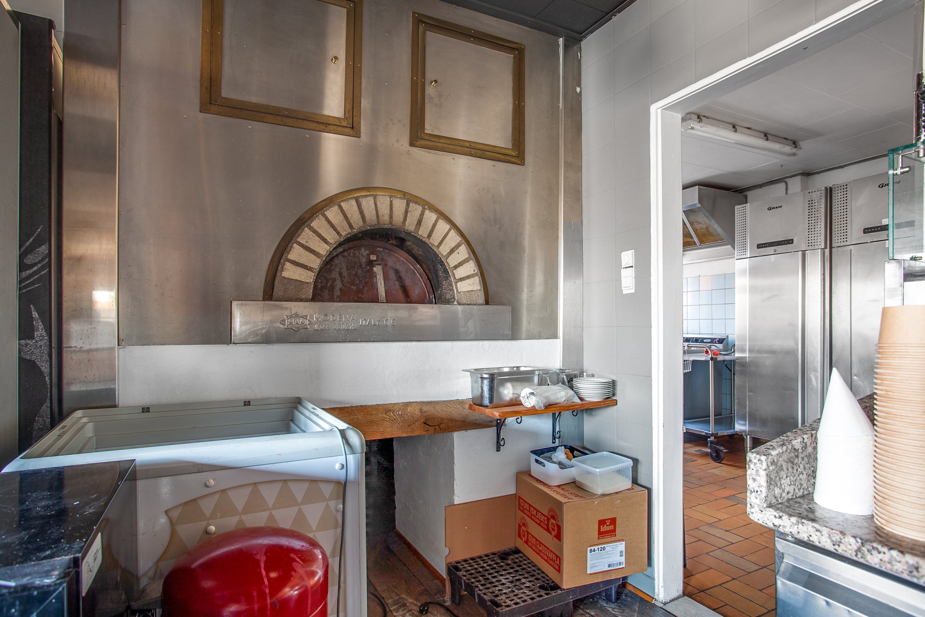 Fremhævet køkken billede i fuldskærmstilstand. Billede af Byrum Hovedgade 62, Byrum, 9940 Læsø