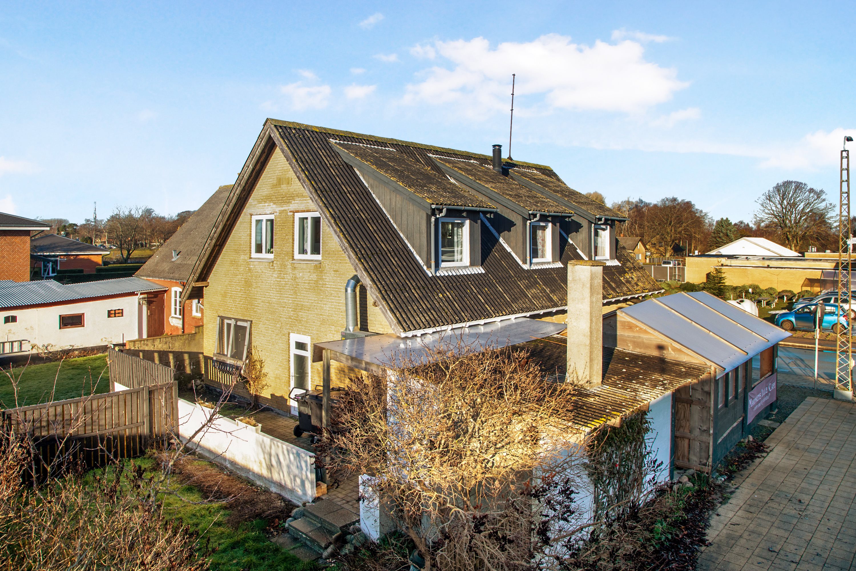 Fremhævet ejendommen billede i fuldskærmstilstand. Billede af Byrum Hovedgade 62, Byrum, 9940 Læsø