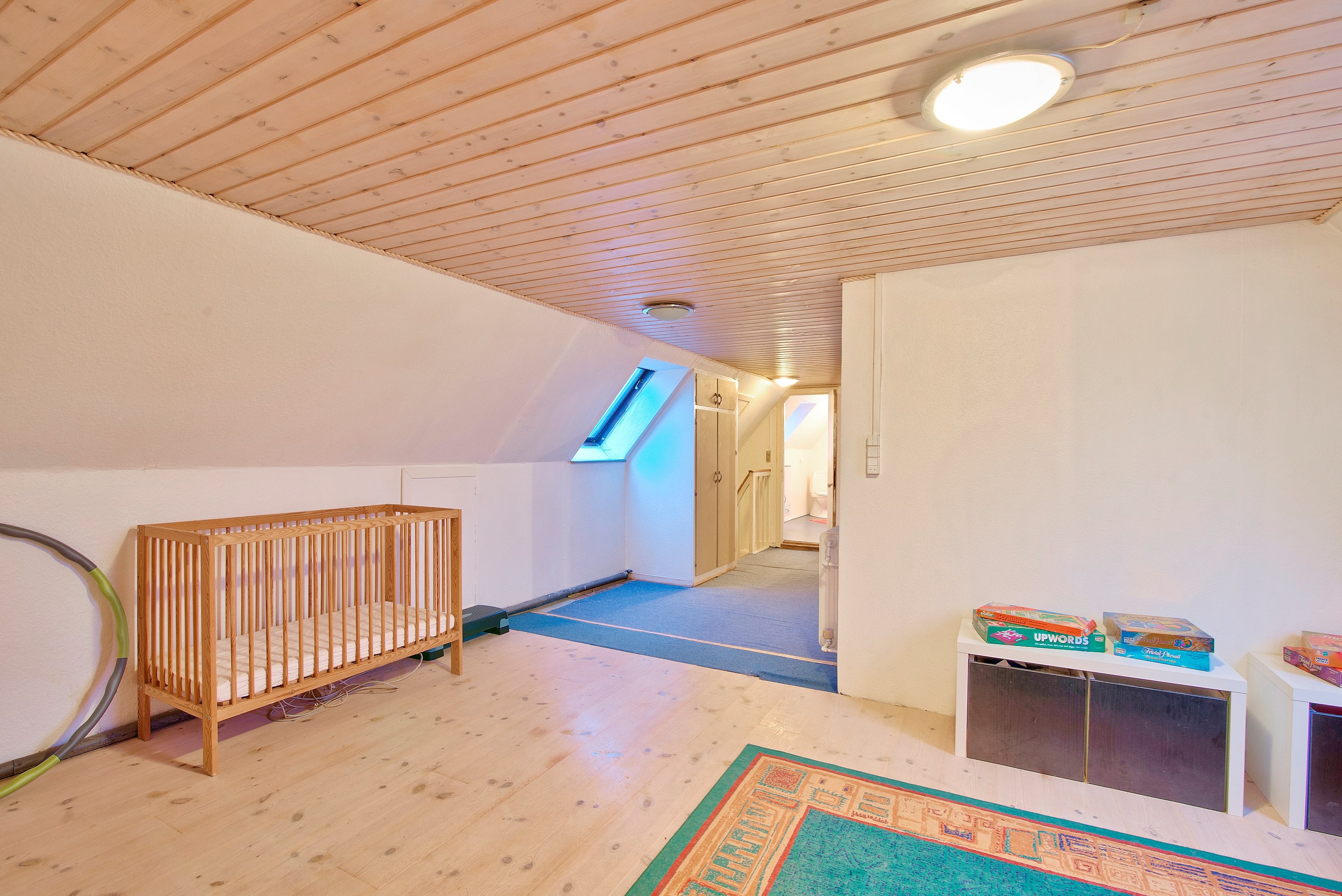 Fremhævet 1. sal billede i fuldskærmstilstand. Billede af Egevangen 9, Sig, 6800 Varde