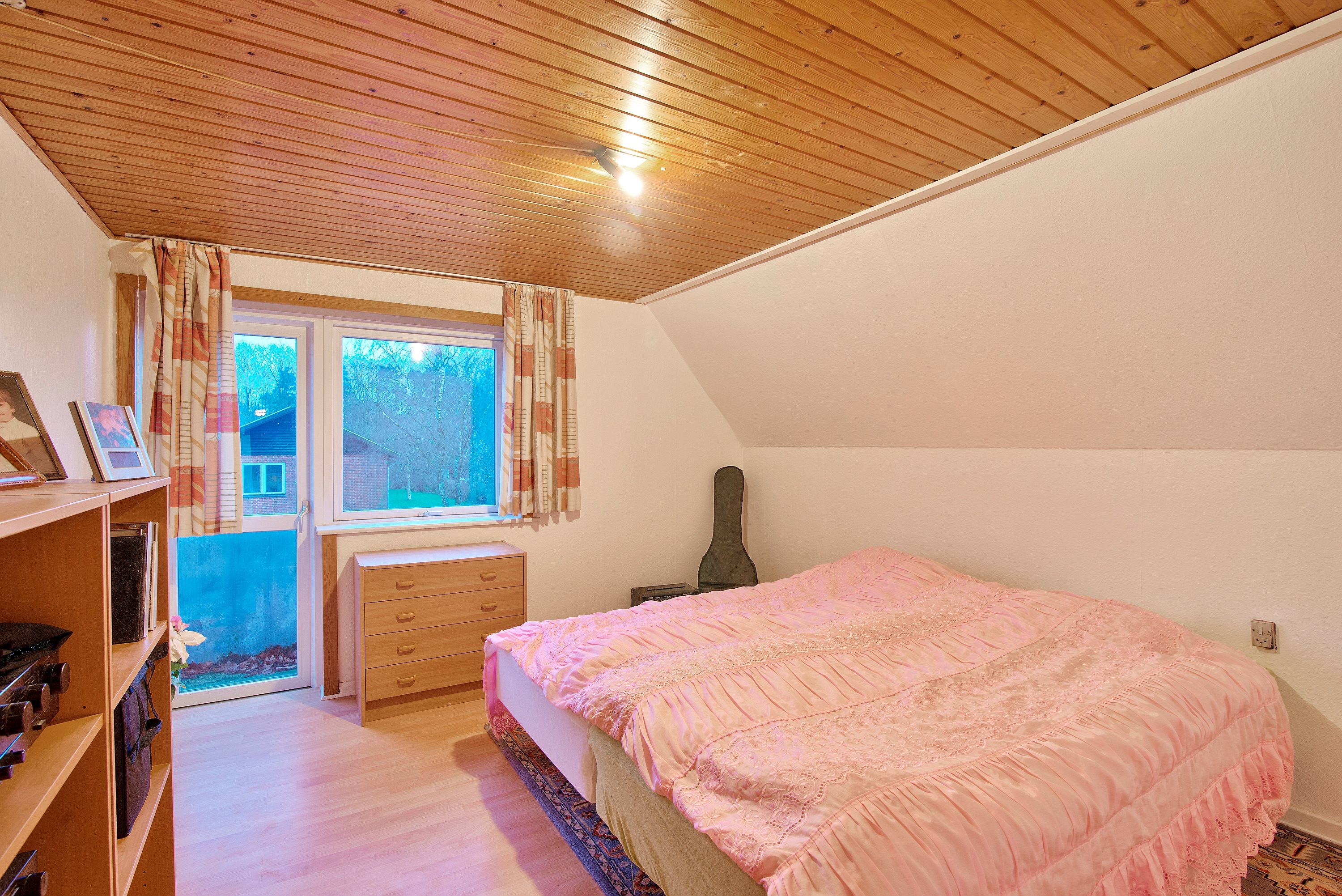 Fremhævet værelse billede i fuldskærmstilstand. Billede af Egevangen 9, Sig, 6800 Varde