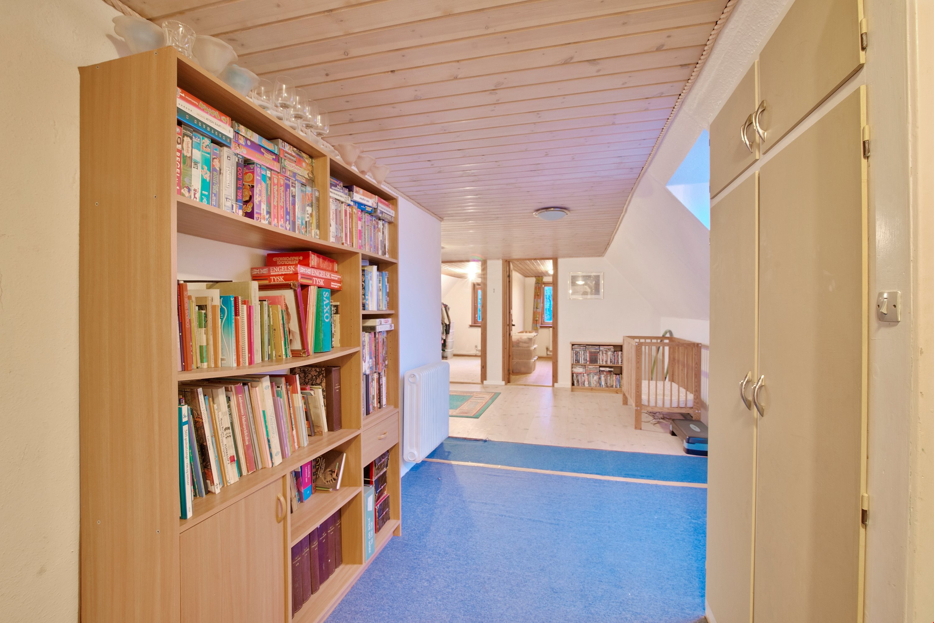 Fremhævet 1. sal billede i fuldskærmstilstand. Billede af Egevangen 9, Sig, 6800 Varde