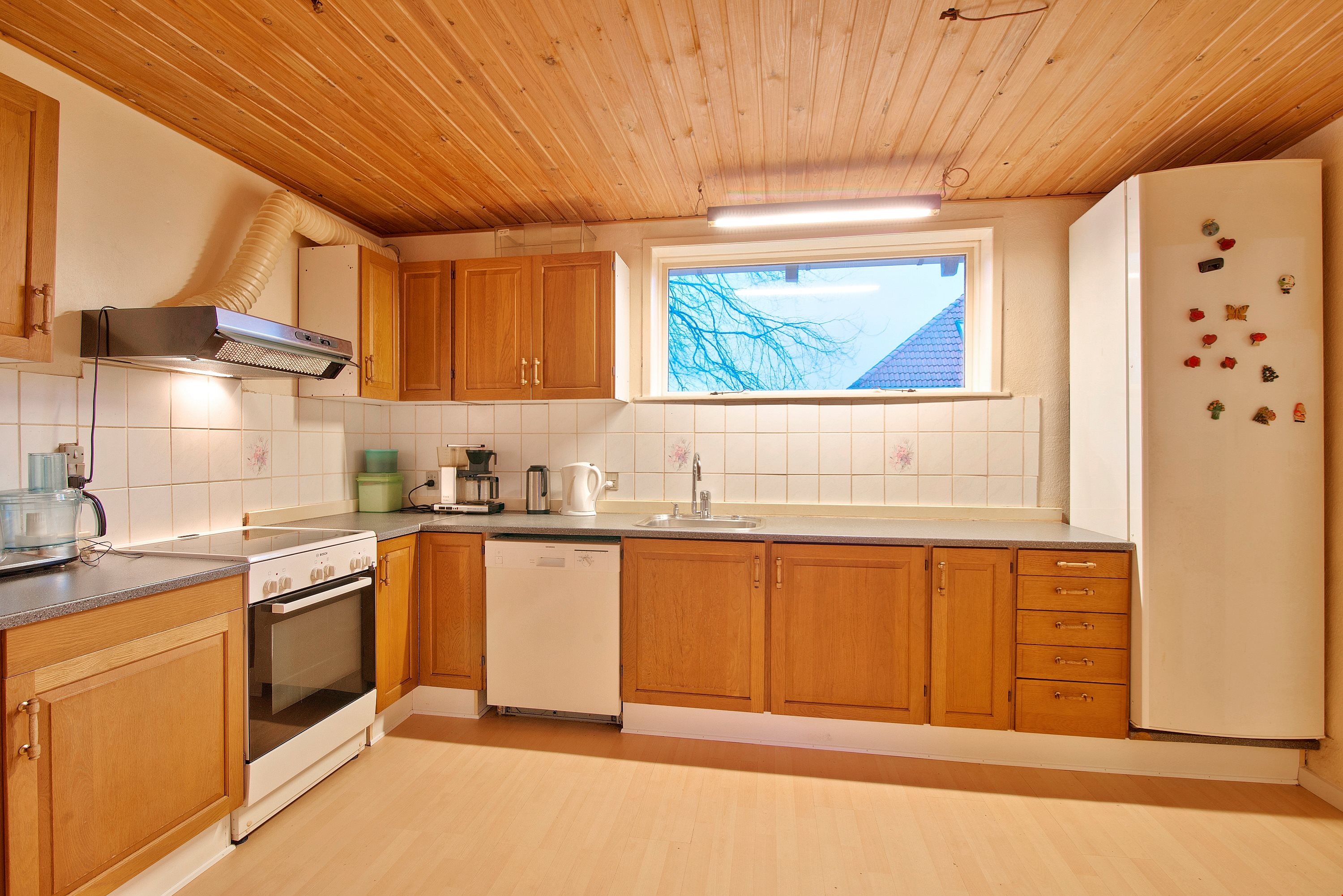 Fremhævet køkken billede i fuldskærmstilstand. Billede af Egevangen 9, Sig, 6800 Varde