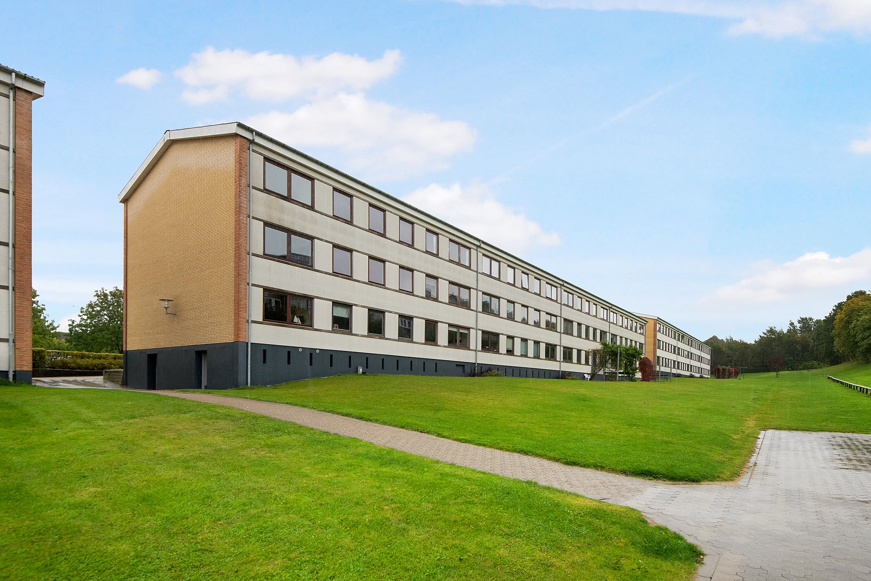 Fremhævet  billede i fuldskærmstilstand. Billede af H. C. Andersens Vej 20, 2. tv., 9000 Aalborg