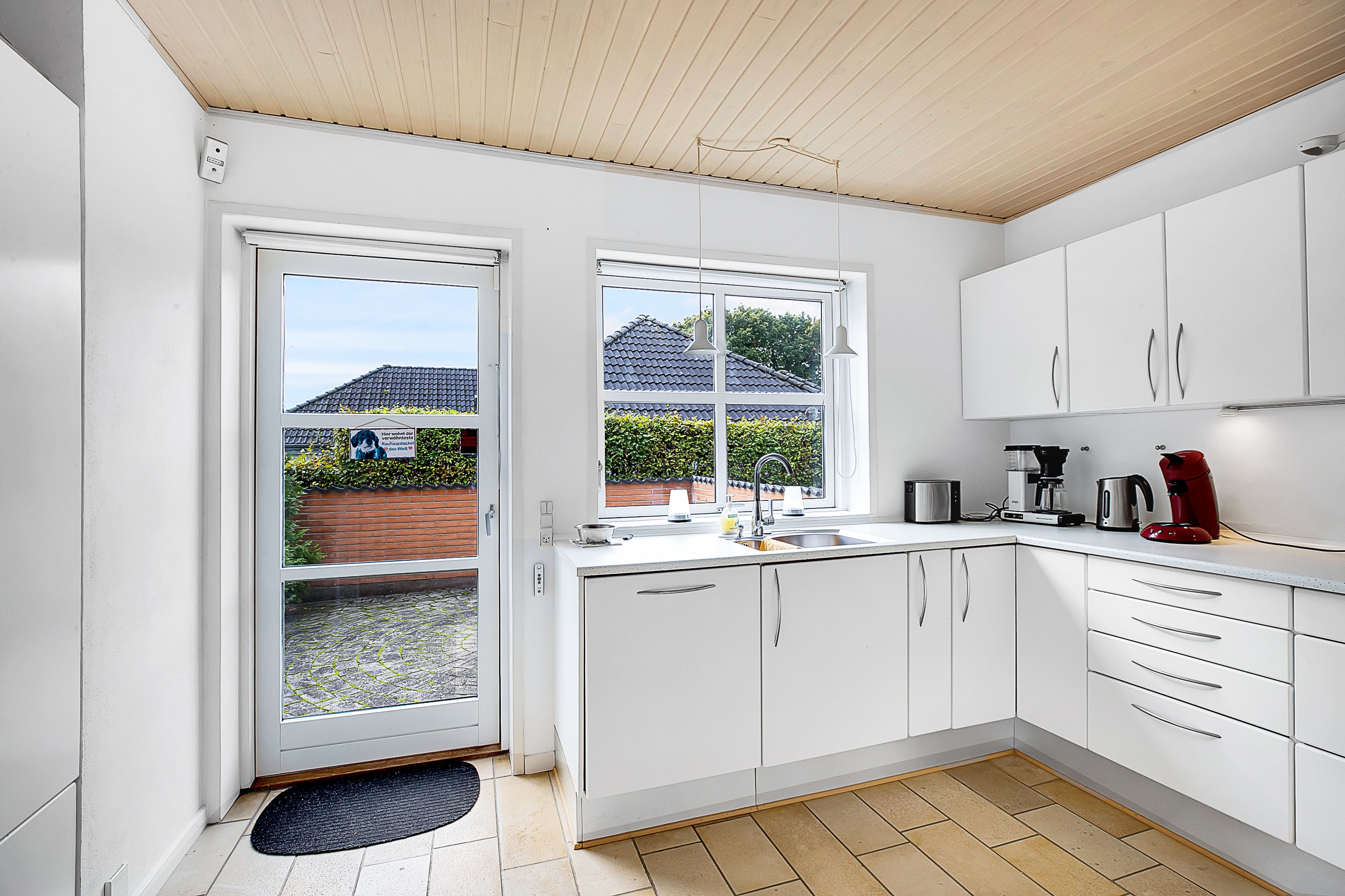 Fremhævet køkken billede i fuldskærmstilstand. Billede af Sønderhavvej 15C, Sønderhav, 6340 Kruså