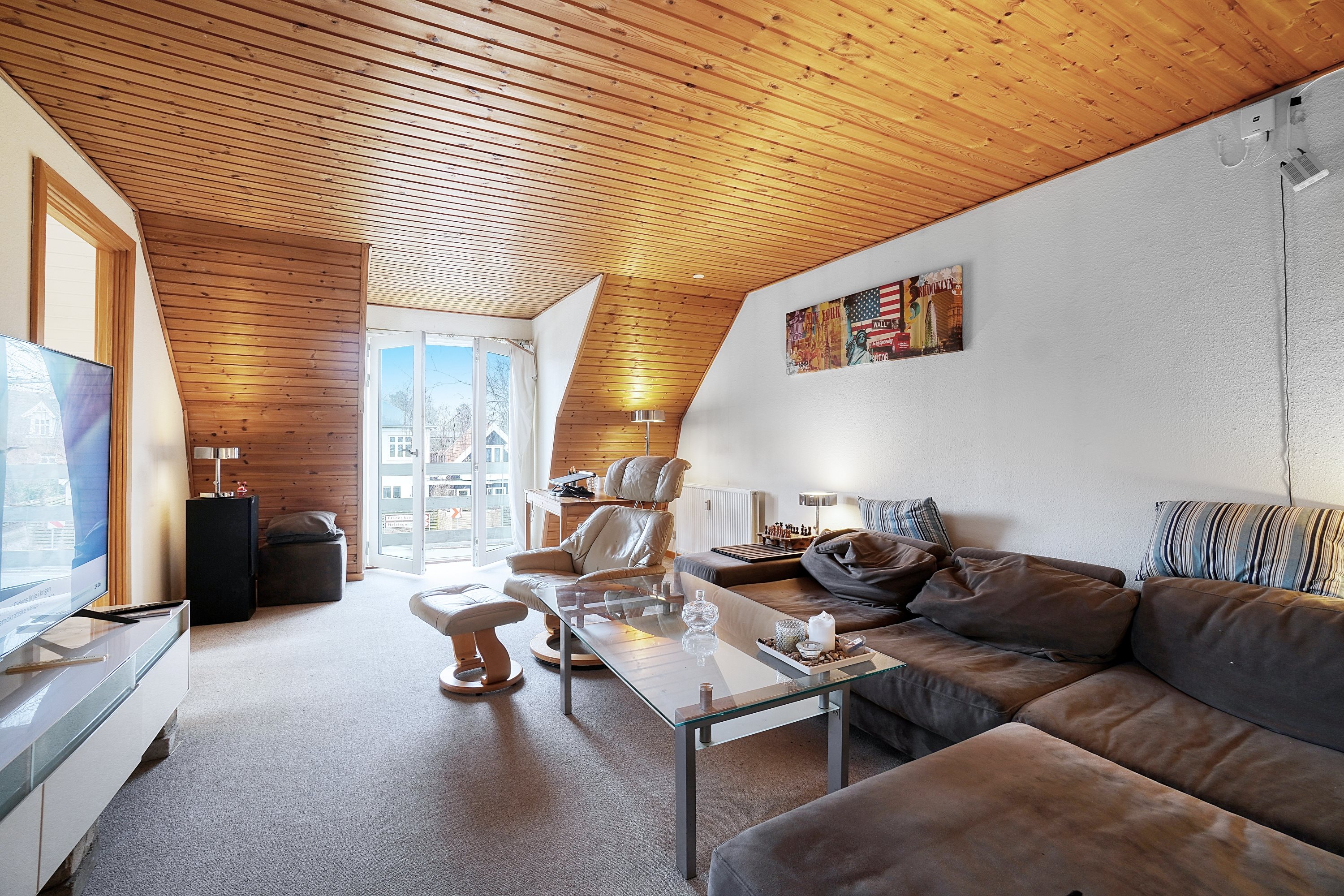 Fremhævet stue billede i fuldskærmstilstand. Billede af Tisvilde Bygade 21N, 3220 Tisvildeleje