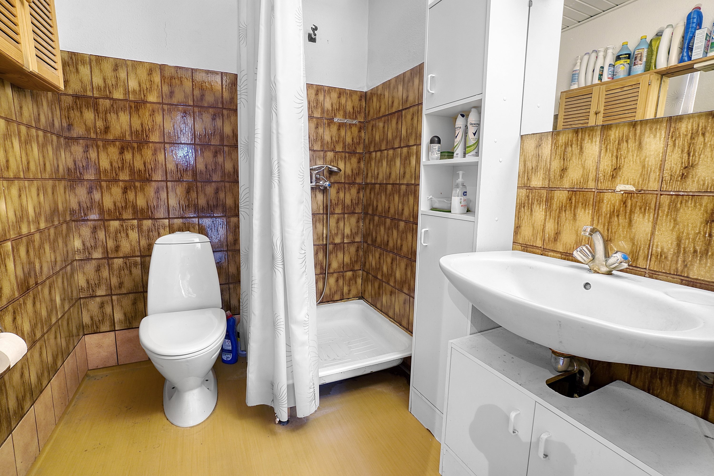 Fremhævet badeværelse billede i fuldskærmstilstand. Billede af Tisvilde Bygade 21N, 3220 Tisvildeleje