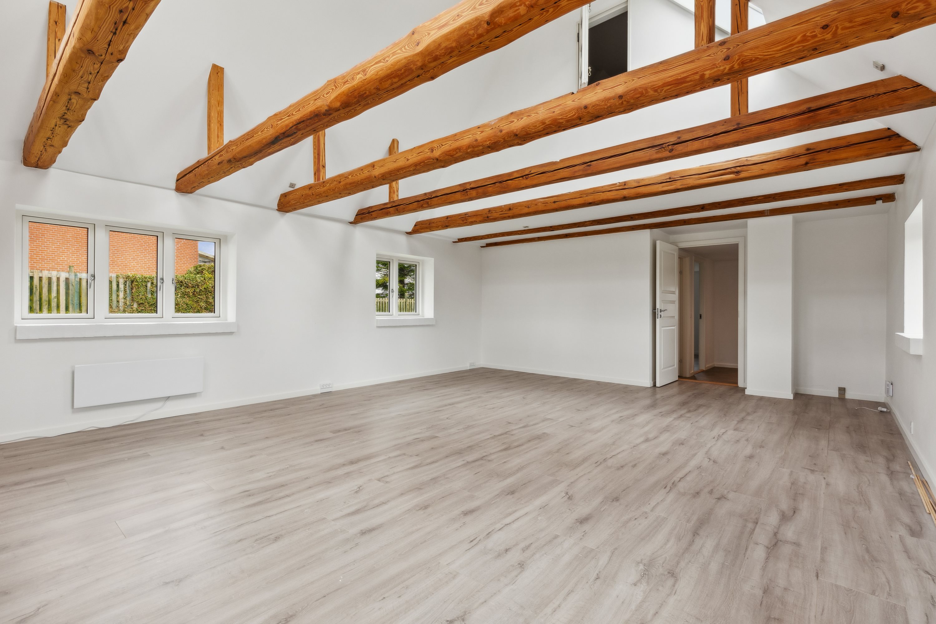 Fremhævet stue billede i fuldskærmstilstand. Billede af Solbjergvej 51, Solbjerg, 4270 Høng