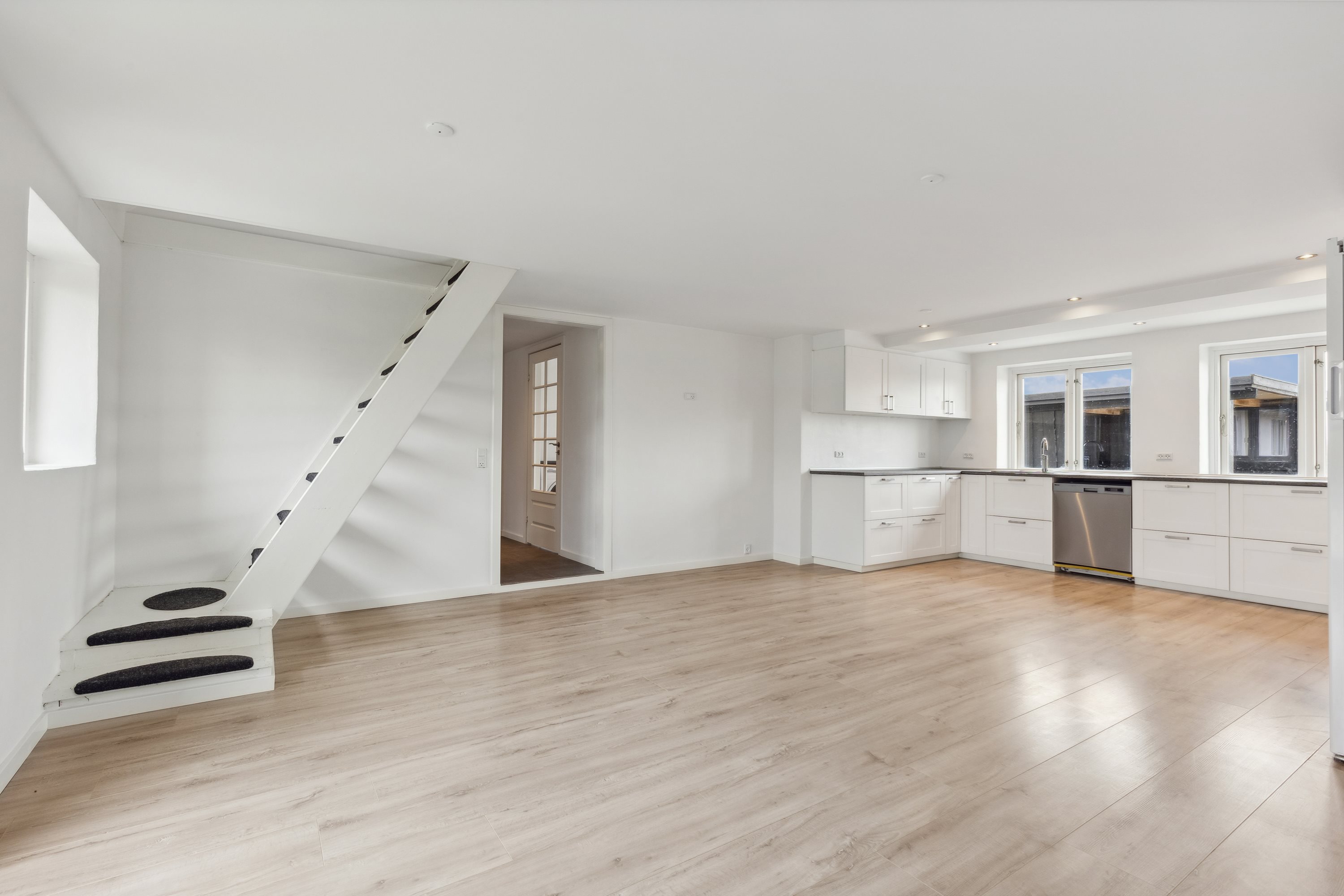 Fremhævet køkken billede i fuldskærmstilstand. Billede af Solbjergvej 51, Solbjerg, 4270 Høng