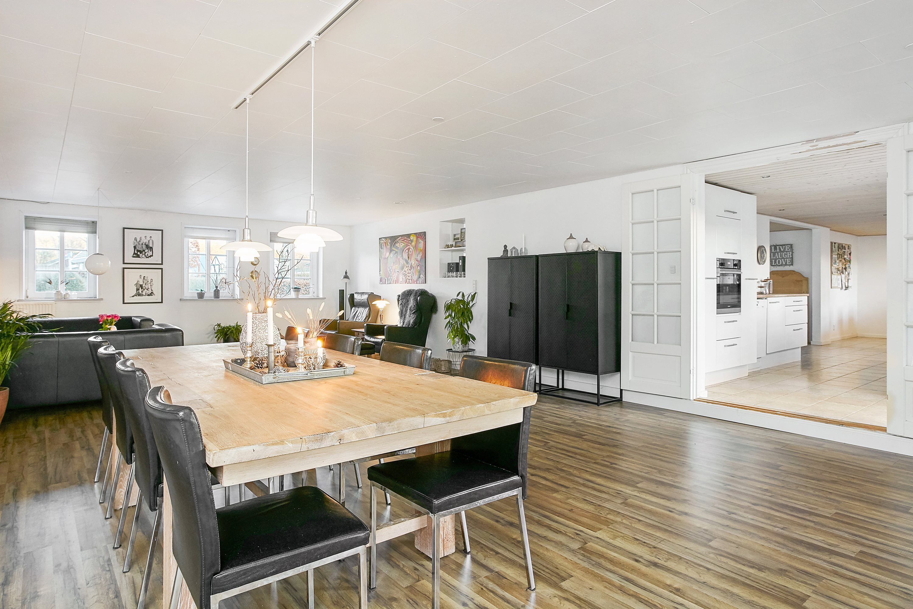 Fremhævet stue billede i fuldskærmstilstand. Billede af Højkildevej 11, Ørum, 8721 Daugård