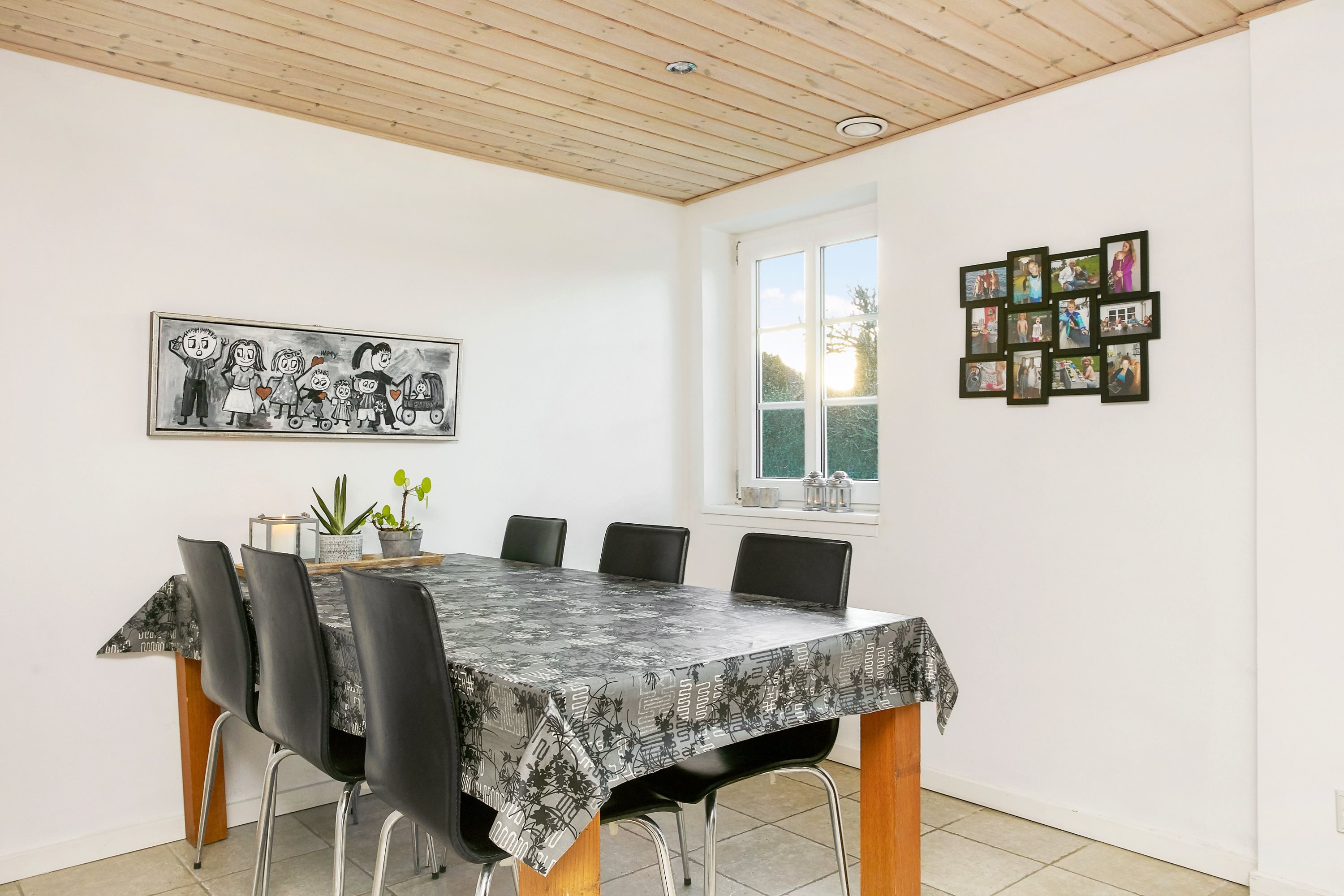 Fremhævet spiseplads billede i fuldskærmstilstand. Billede af Højkildevej 11, Ørum, 8721 Daugård