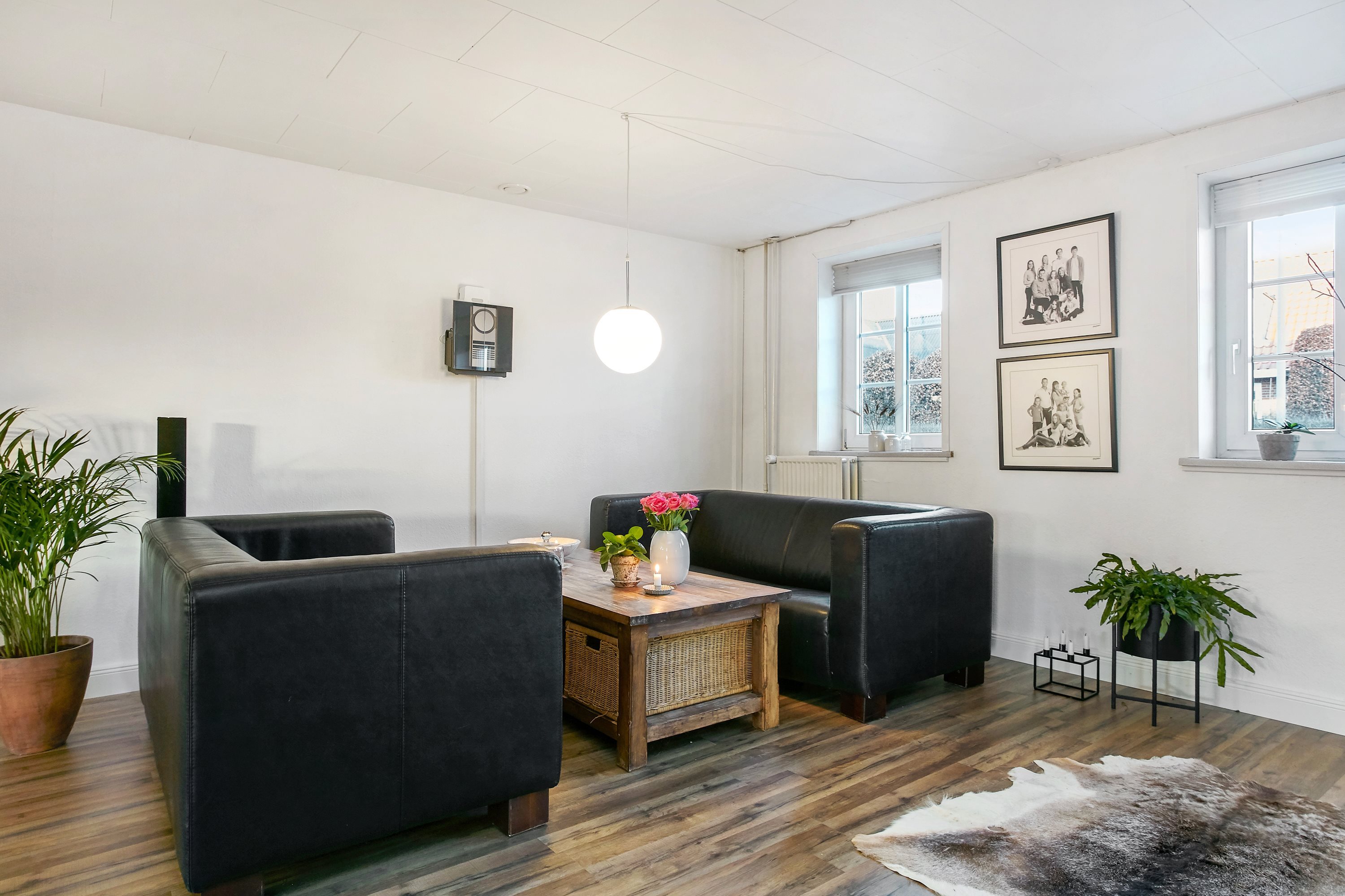 Fremhævet stue billede i fuldskærmstilstand. Billede af Højkildevej 11, Ørum, 8721 Daugård