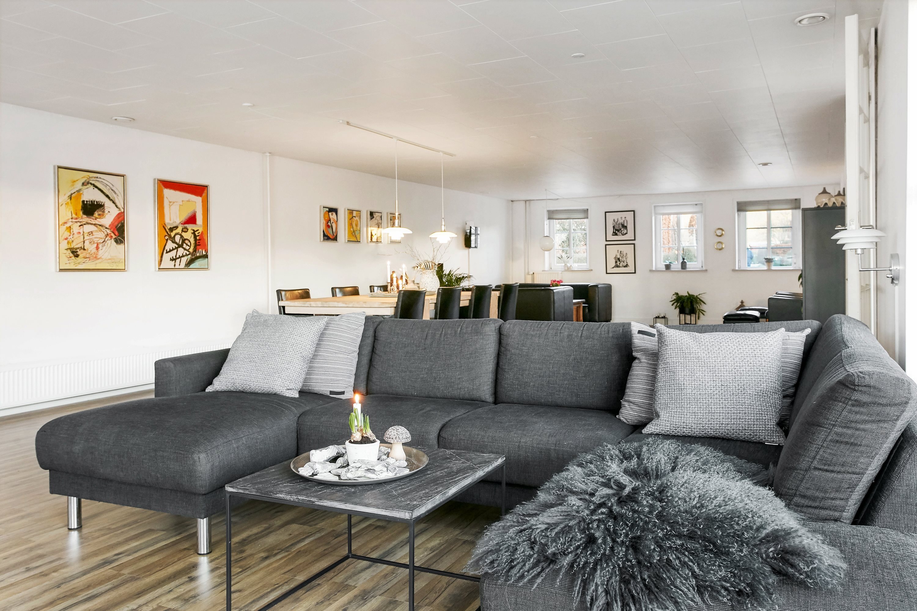 Fremhævet stue billede i fuldskærmstilstand. Billede af Højkildevej 11, Ørum, 8721 Daugård