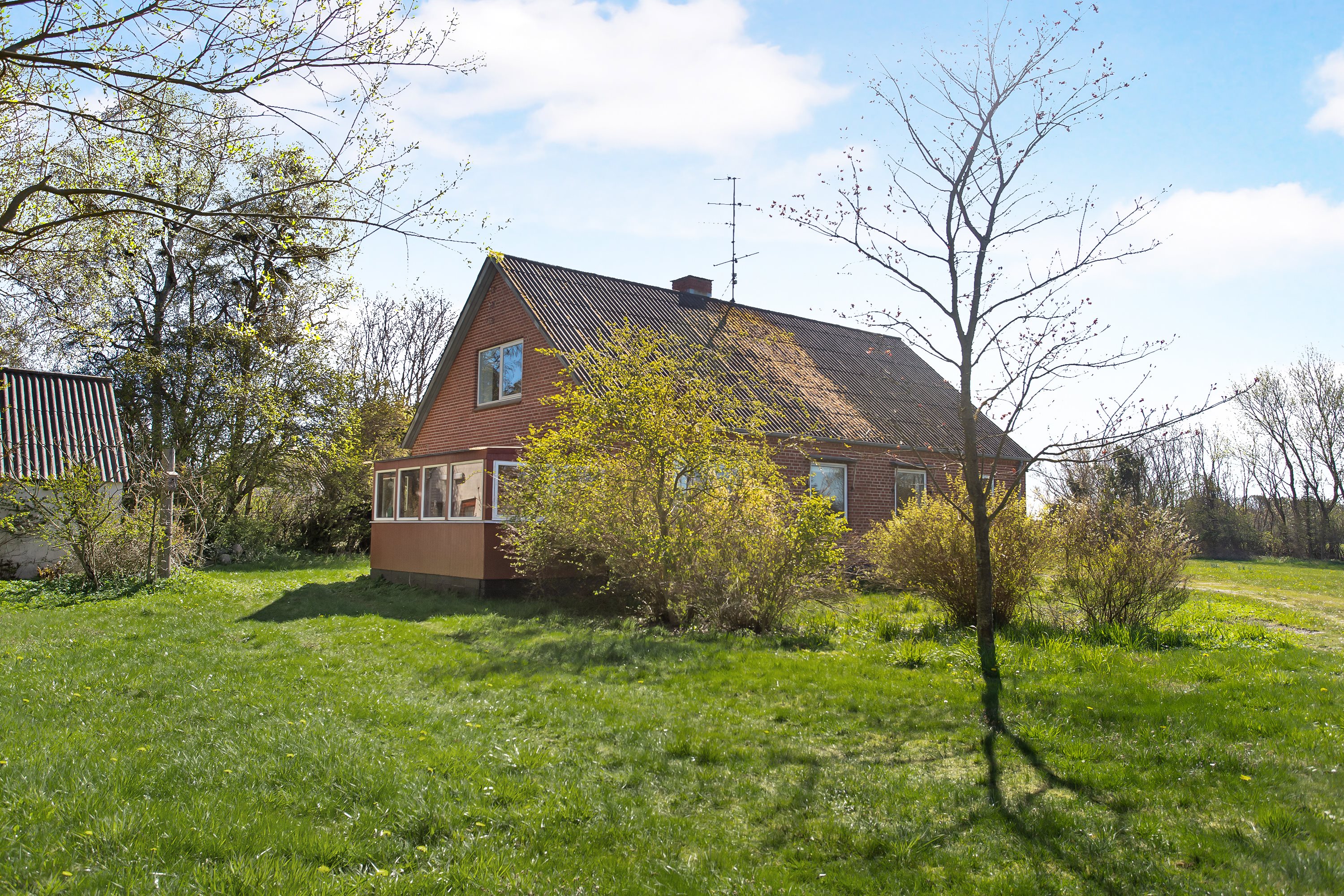 Miniaturebillede 1: ejendommen. Billede af Tørkerivej 1, Byrum, 9940 Læsø