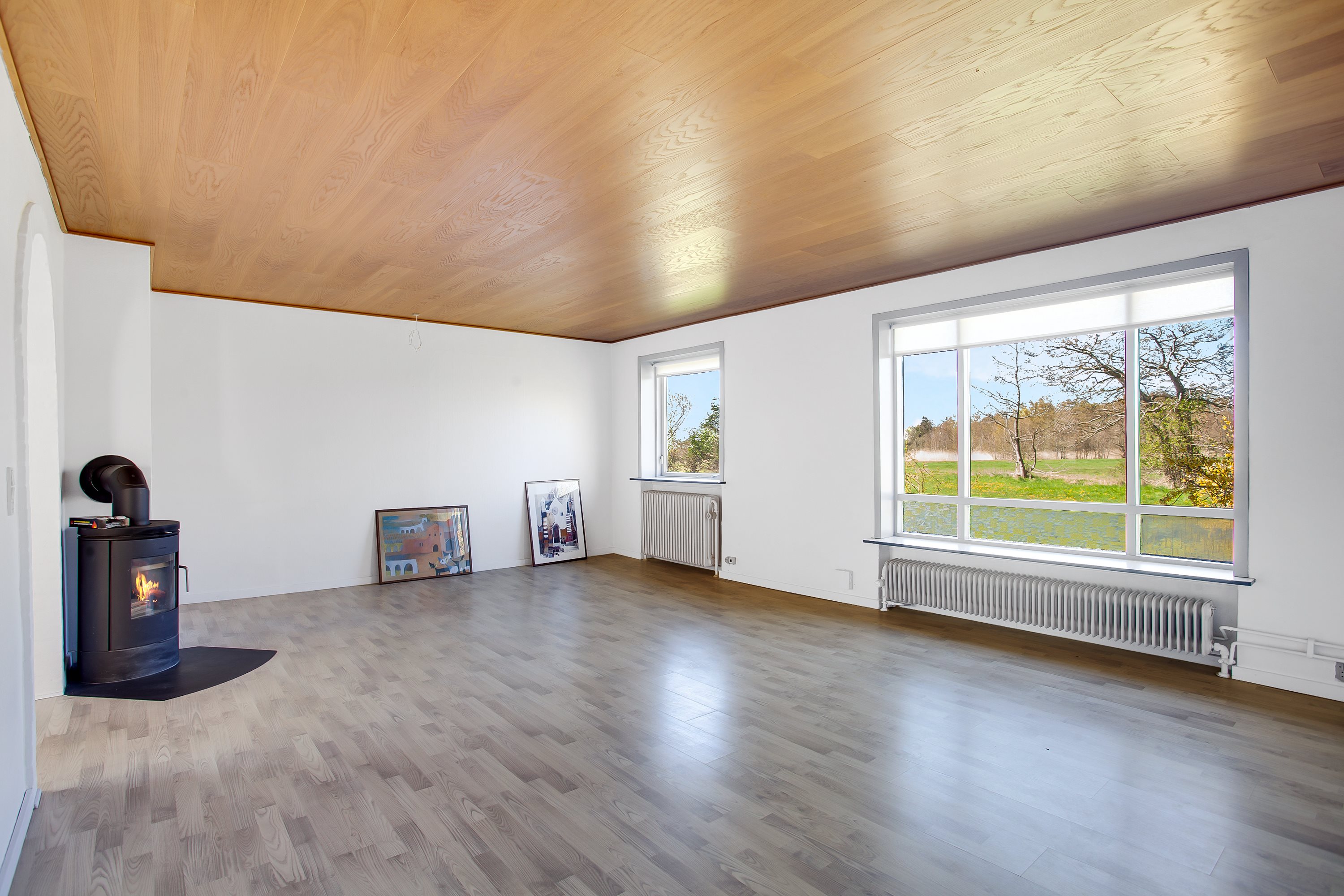 Fremhævet stue billede i fuldskærmstilstand. Billede af Tørkerivej 1, Byrum, 9940 Læsø