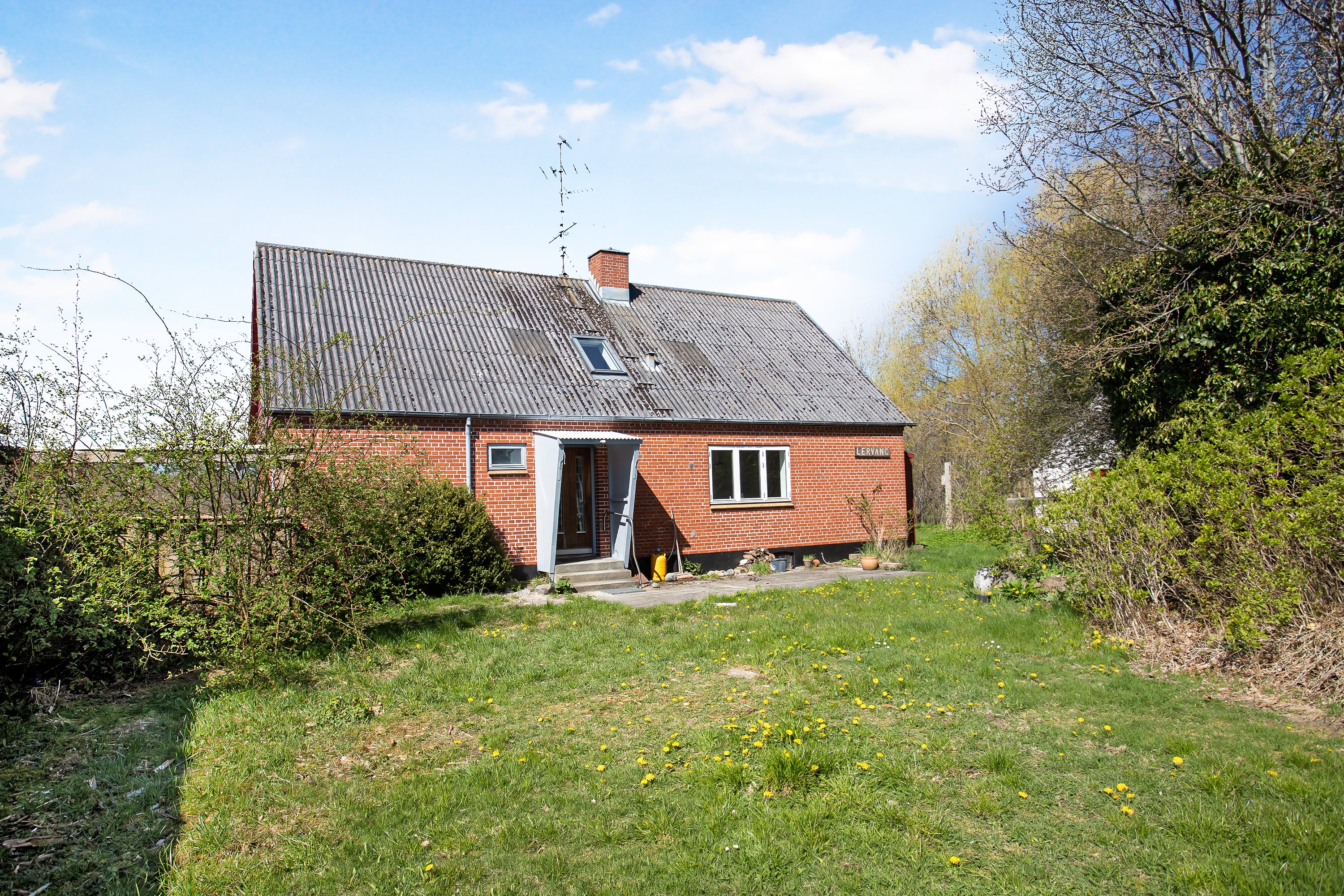 Fremhævet ejendommen billede i fuldskærmstilstand. Billede af Tørkerivej 1, Byrum, 9940 Læsø